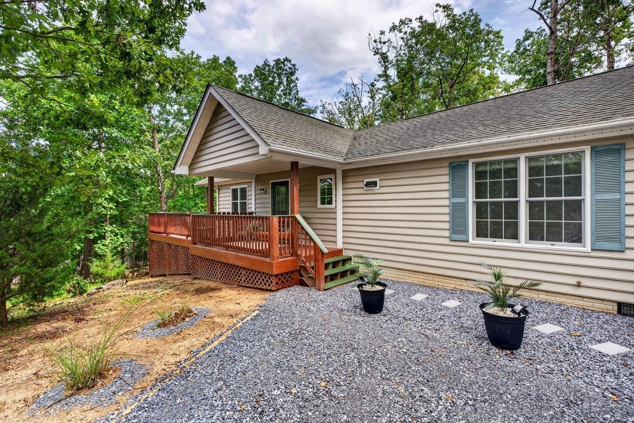392 PASSAGE LN, MCGAHEYSVILLE, Virginia 22840, 3 Bedrooms Bedrooms, ,2 BathroomsBathrooms,Residential,392 PASSAGE LN,681189 MLS # 681189 392 PASSAGE LN, MCGAHEYSVILLE, Virginia 22840, 3 Bedrooms Bedrooms, ,2 BathroomsBathrooms,Residential,392 PASSAGE LN,681189 MLS # 681189