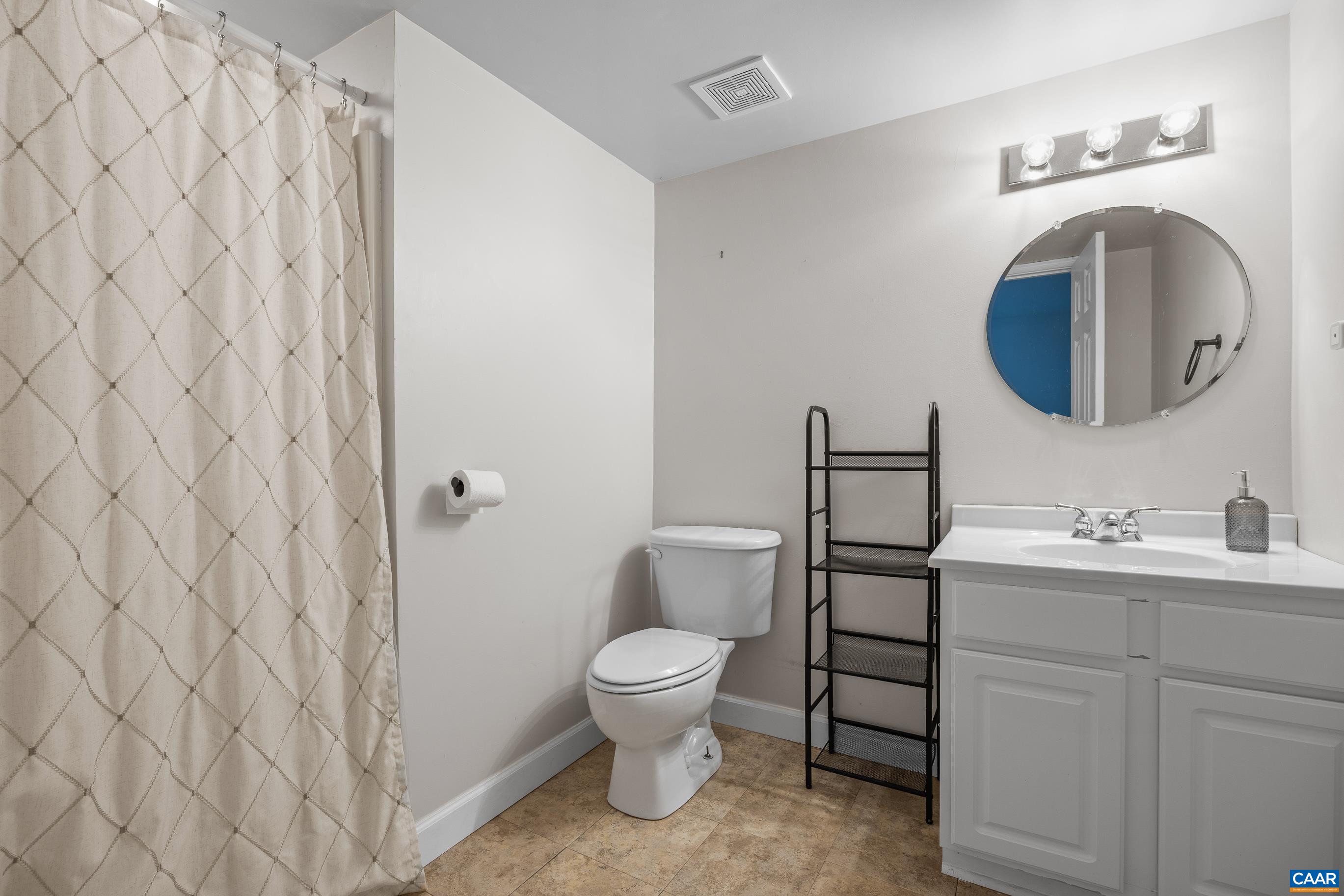 5337 GLENVIEW CT, CHARLOTTESVILLE, Virginia 22903, 5 Bedrooms Bedrooms, ,4 BathroomsBathrooms,Residential,5337 GLENVIEW CT,681190 MLS # 681190 5337 GLENVIEW CT, CHARLOTTESVILLE, Virginia 22903, 5 Bedrooms Bedrooms, ,4 BathroomsBathrooms,Residential,5337 GLENVIEW CT,681190 MLS # 681190