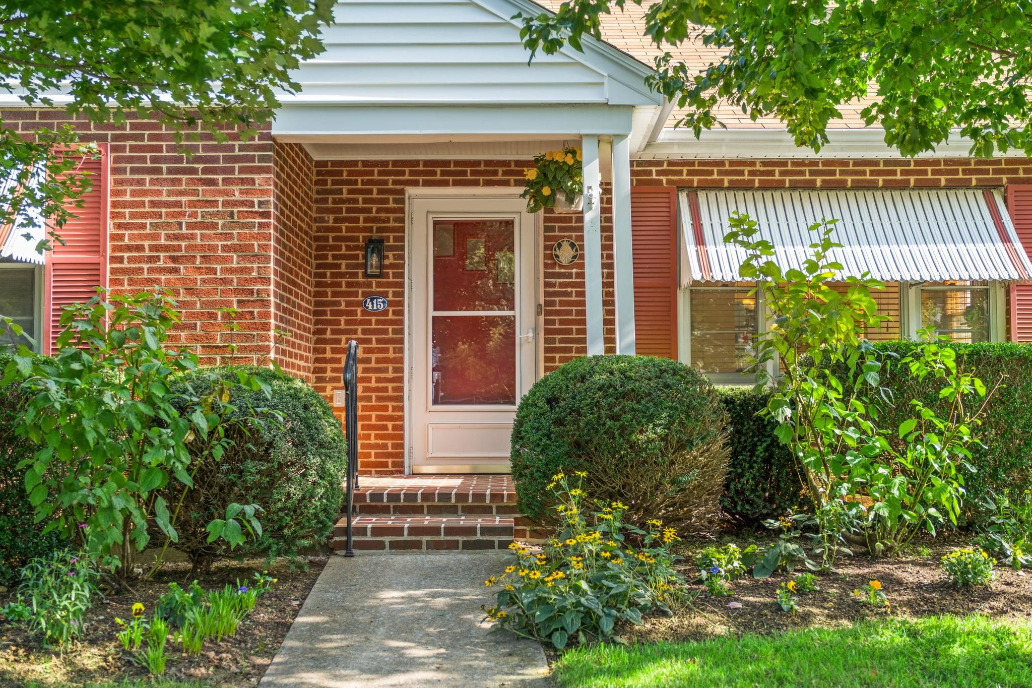 415 CARTER ST, STAUNTON, Virginia 24401, 3 Bedrooms Bedrooms, ,2 BathroomsBathrooms,Residential,415 CARTER ST,681191 MLS # 681191 415 CARTER ST, STAUNTON, Virginia 24401, 3 Bedrooms Bedrooms, ,2 BathroomsBathrooms,Residential,415 CARTER ST,681191 MLS # 681191