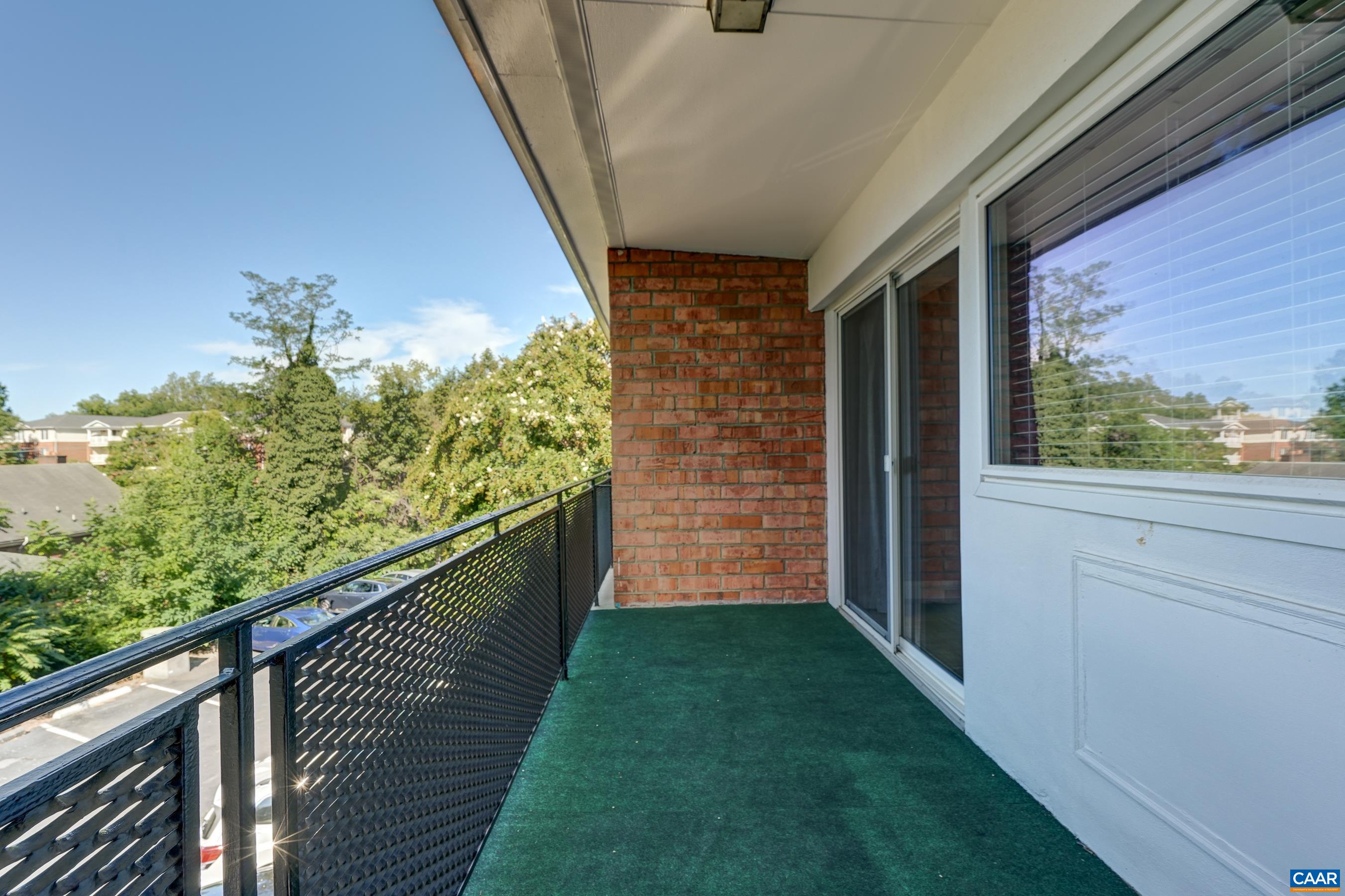 1800 JEFFERSON PARK AVE, CHARLOTTESVILLE, Virginia 22903, 2 Bedrooms Bedrooms, ,1 BathroomBathrooms,Residential,1800 JEFFERSON PARK AVE,681183 MLS # 681183 1800 JEFFERSON PARK AVE, CHARLOTTESVILLE, Virginia 22903, 2 Bedrooms Bedrooms, ,1 BathroomBathrooms,Residential,1800 JEFFERSON PARK AVE,681183 MLS # 681183