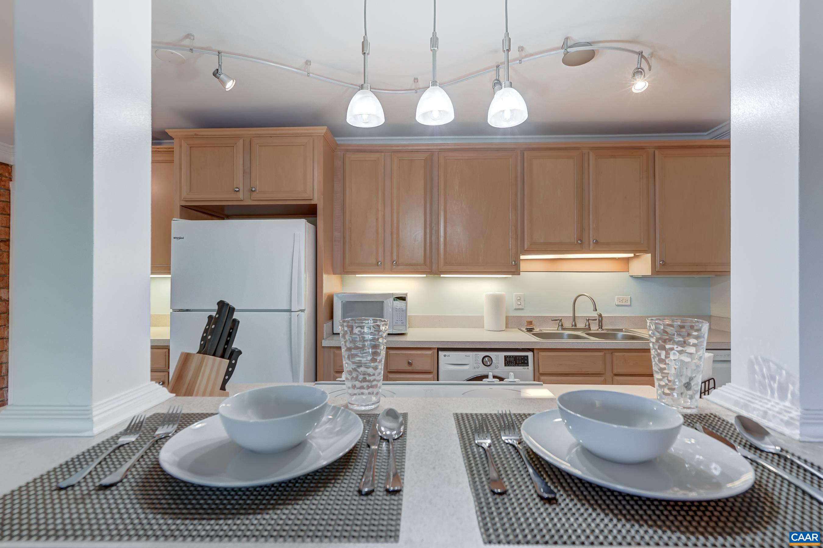 1800 JEFFERSON PARK AVE, CHARLOTTESVILLE, Virginia 22903, 2 Bedrooms Bedrooms, ,1 BathroomBathrooms,Residential,1800 JEFFERSON PARK AVE,681183 MLS # 681183 1800 JEFFERSON PARK AVE, CHARLOTTESVILLE, Virginia 22903, 2 Bedrooms Bedrooms, ,1 BathroomBathrooms,Residential,1800 JEFFERSON PARK AVE,681183 MLS # 681183