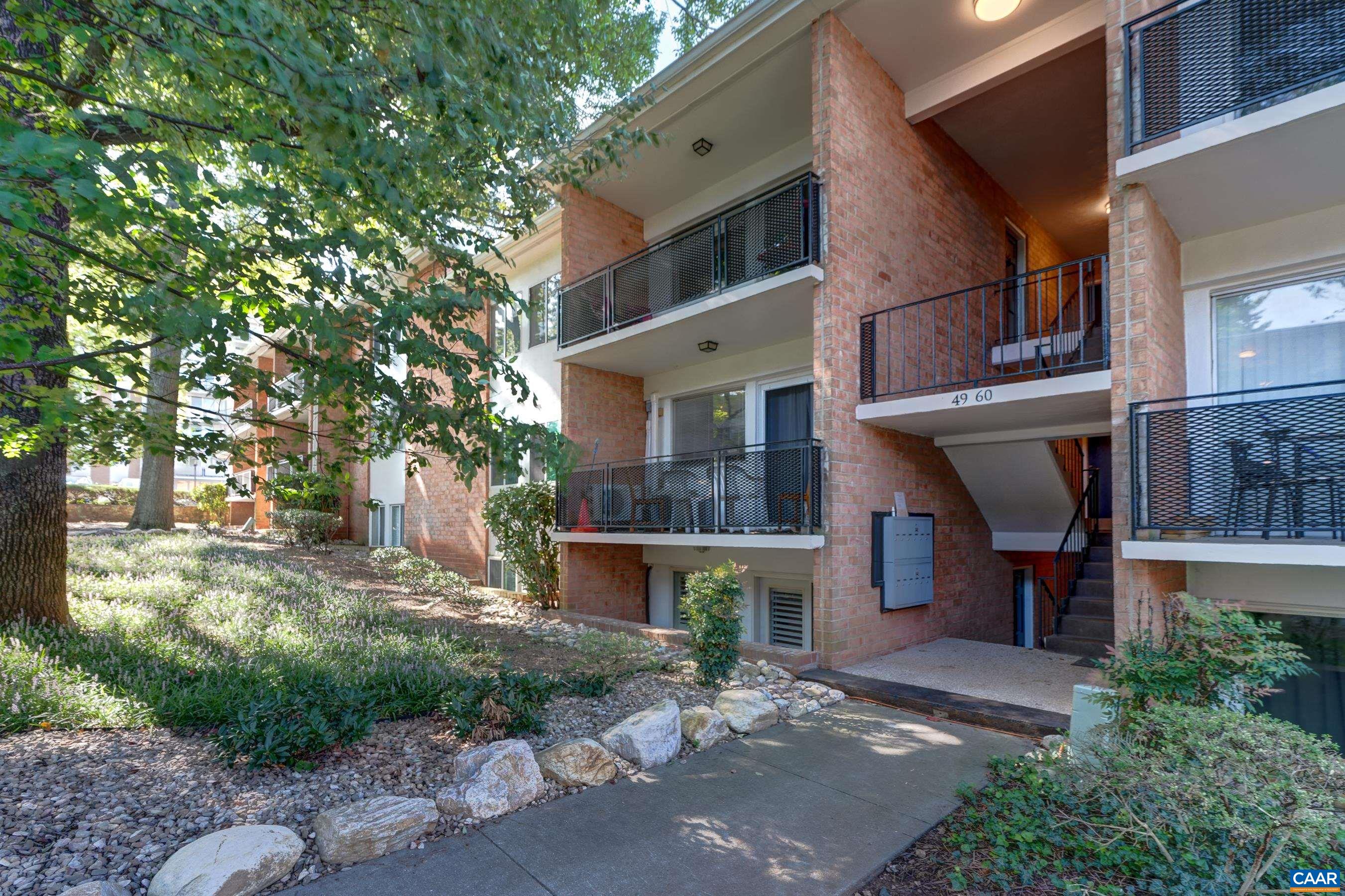 1800 JEFFERSON PARK AVE, CHARLOTTESVILLE, Virginia 22903, 2 Bedrooms Bedrooms, ,1 BathroomBathrooms,Residential,1800 JEFFERSON PARK AVE,681183 MLS # 681183 1800 JEFFERSON PARK AVE, CHARLOTTESVILLE, Virginia 22903, 2 Bedrooms Bedrooms, ,1 BathroomBathrooms,Residential,1800 JEFFERSON PARK AVE,681183 MLS # 681183