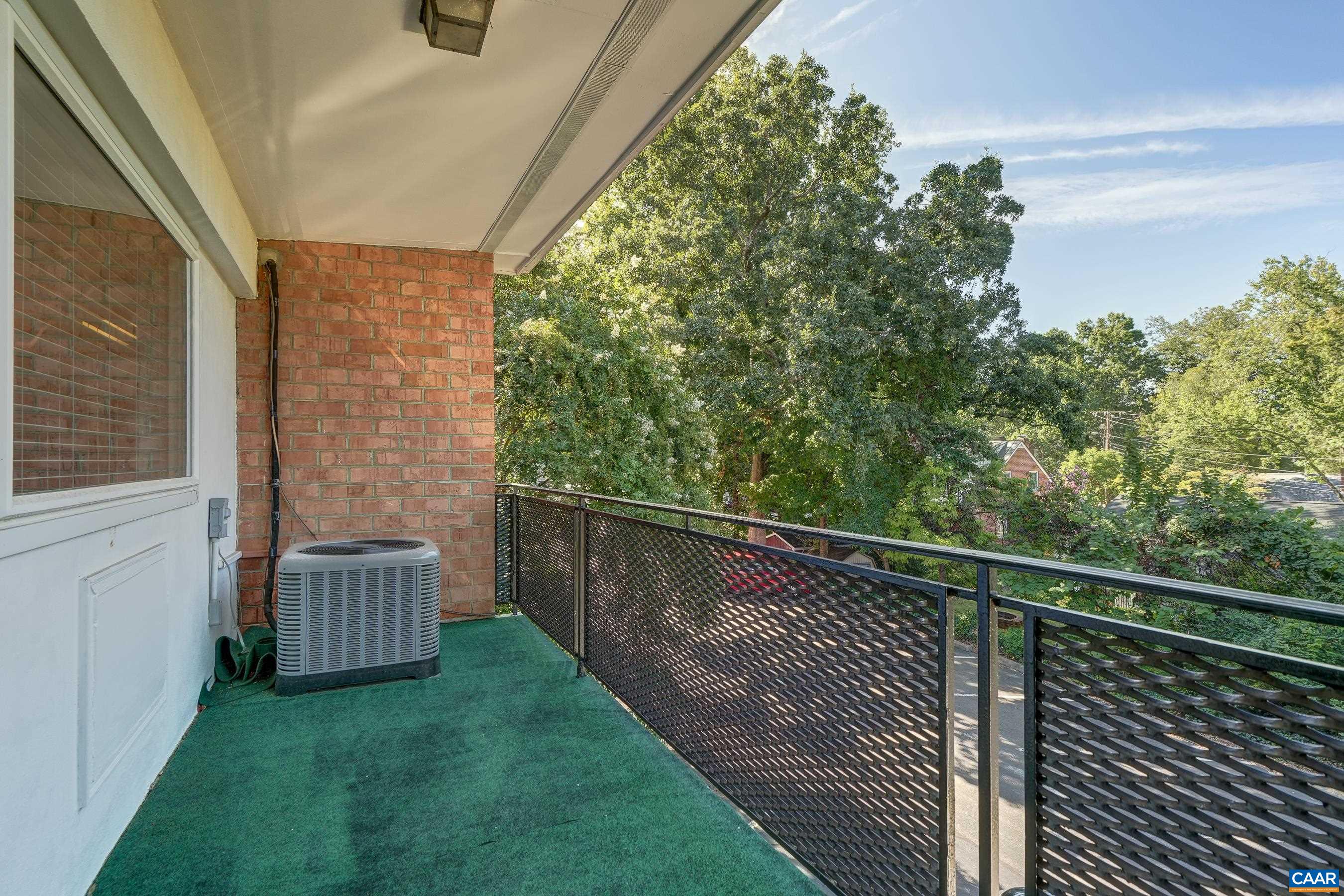 1800 JEFFERSON PARK AVE, CHARLOTTESVILLE, Virginia 22903, 2 Bedrooms Bedrooms, ,1 BathroomBathrooms,Residential,1800 JEFFERSON PARK AVE,681183 MLS # 681183 1800 JEFFERSON PARK AVE, CHARLOTTESVILLE, Virginia 22903, 2 Bedrooms Bedrooms, ,1 BathroomBathrooms,Residential,1800 JEFFERSON PARK AVE,681183 MLS # 681183