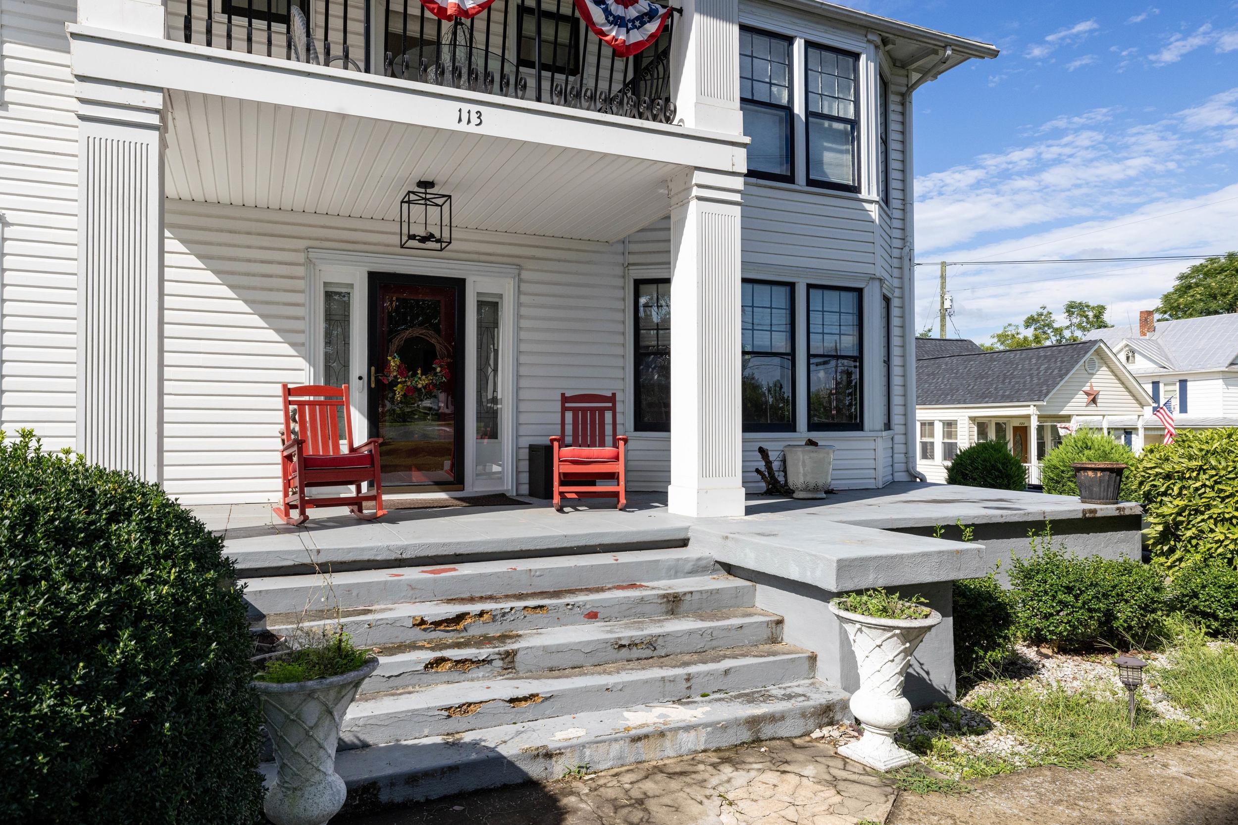113 W MAIN ST, STANLEY, Virginia 22851, 4 Bedrooms Bedrooms, ,4 BathroomsBathrooms,Residential,The Milton House,113 W MAIN ST,681196 MLS # 681196 113 W MAIN ST, STANLEY, Virginia 22851, 4 Bedrooms Bedrooms, ,4 BathroomsBathrooms,Residential,The Milton House,113 W MAIN ST,681196 MLS # 681196