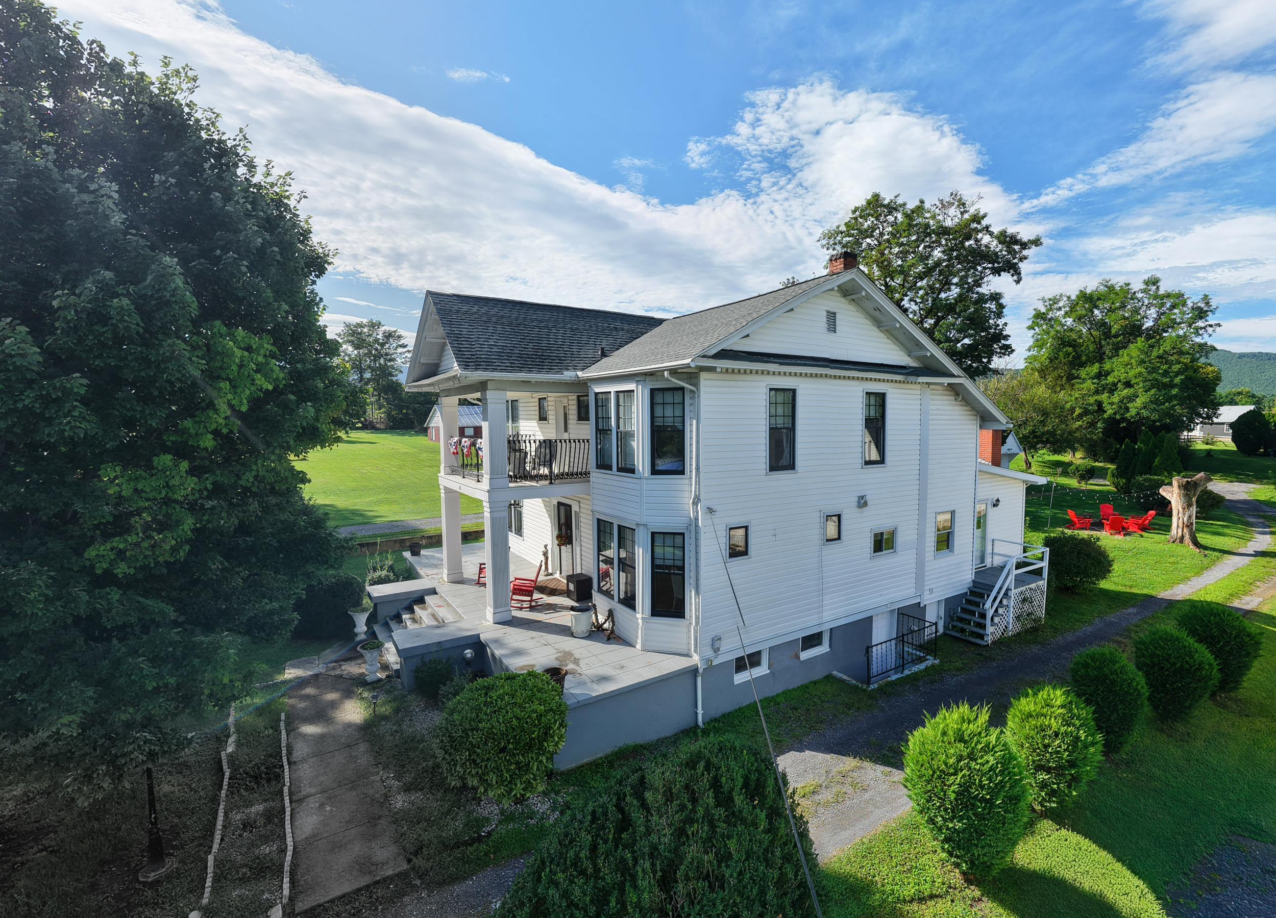 113 W MAIN ST, STANLEY, Virginia 22851, 4 Bedrooms Bedrooms, ,4 BathroomsBathrooms,Residential,The Milton House,113 W MAIN ST,681196 MLS # 681196 113 W MAIN ST, STANLEY, Virginia 22851, 4 Bedrooms Bedrooms, ,4 BathroomsBathrooms,Residential,The Milton House,113 W MAIN ST,681196 MLS # 681196