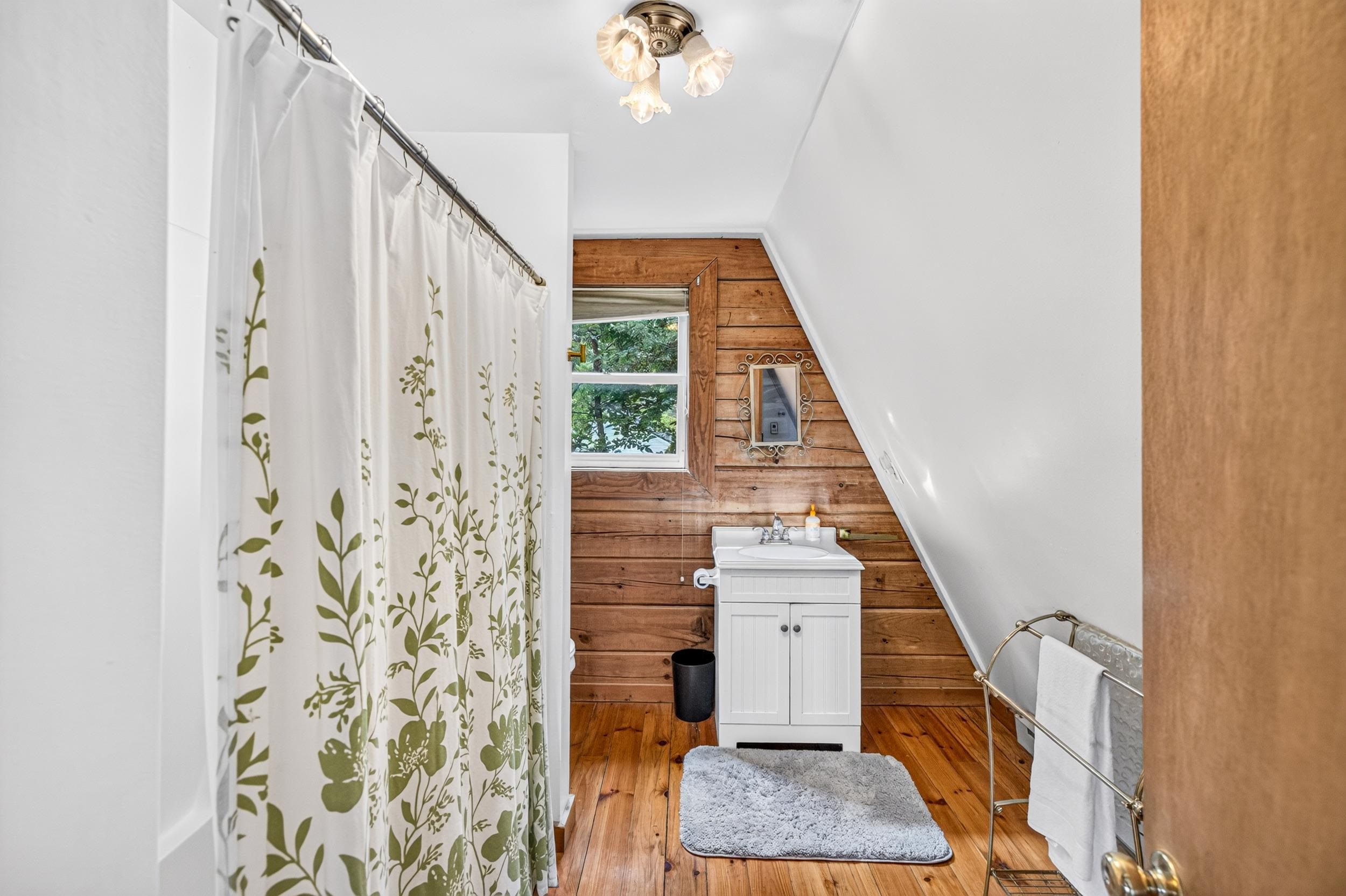 113 W MAIN ST, STANLEY, Virginia 22851, 4 Bedrooms Bedrooms, ,4 BathroomsBathrooms,Residential,The Milton House,113 W MAIN ST,681196 MLS # 681196 113 W MAIN ST, STANLEY, Virginia 22851, 4 Bedrooms Bedrooms, ,4 BathroomsBathrooms,Residential,The Milton House,113 W MAIN ST,681196 MLS # 681196