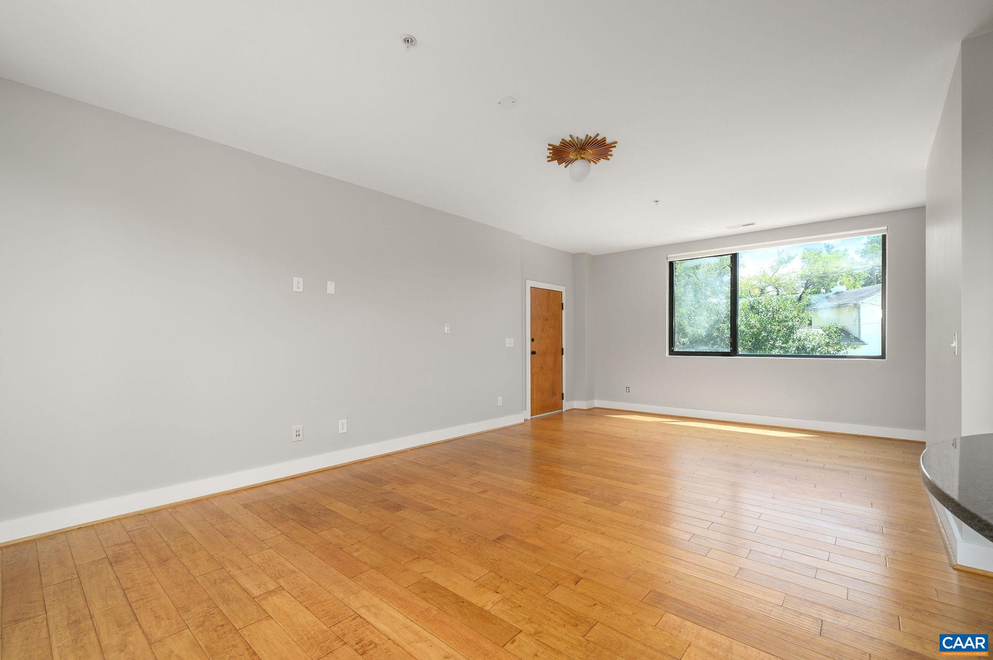 211 CREAM ST, CHARLOTTESVILLE, Virginia 22903, 2 Bedrooms Bedrooms, ,2 BathroomsBathrooms,Residential,211 CREAM ST,681198 MLS # 681198 211 CREAM ST, CHARLOTTESVILLE, Virginia 22903, 2 Bedrooms Bedrooms, ,2 BathroomsBathrooms,Residential,211 CREAM ST,681198 MLS # 681198