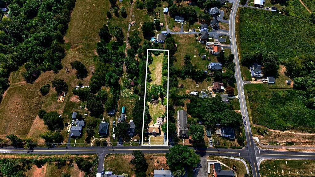 304 N OAK LN, WAYNESBORO, Virginia 22980, 3 Bedrooms Bedrooms, ,2 BathroomsBathrooms,Residential,304 N OAK LN,681202 MLS # 681202 304 N OAK LN, WAYNESBORO, Virginia 22980, 3 Bedrooms Bedrooms, ,2 BathroomsBathrooms,Residential,304 N OAK LN,681202 MLS # 681202