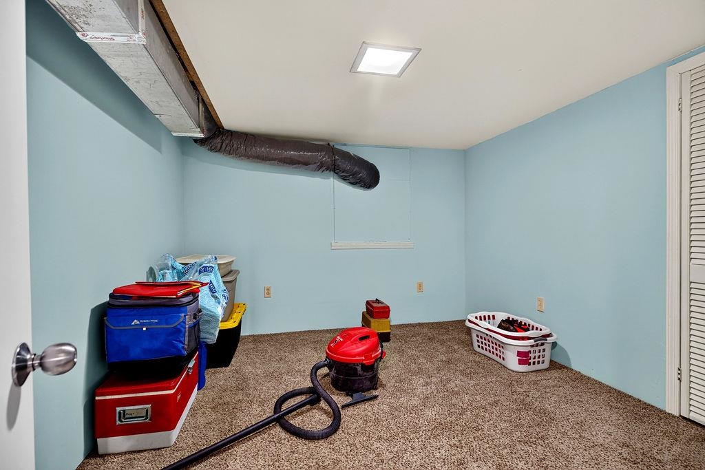 304 N OAK LN, WAYNESBORO, Virginia 22980, 3 Bedrooms Bedrooms, ,2 BathroomsBathrooms,Residential,304 N OAK LN,681202 MLS # 681202 304 N OAK LN, WAYNESBORO, Virginia 22980, 3 Bedrooms Bedrooms, ,2 BathroomsBathrooms,Residential,304 N OAK LN,681202 MLS # 681202