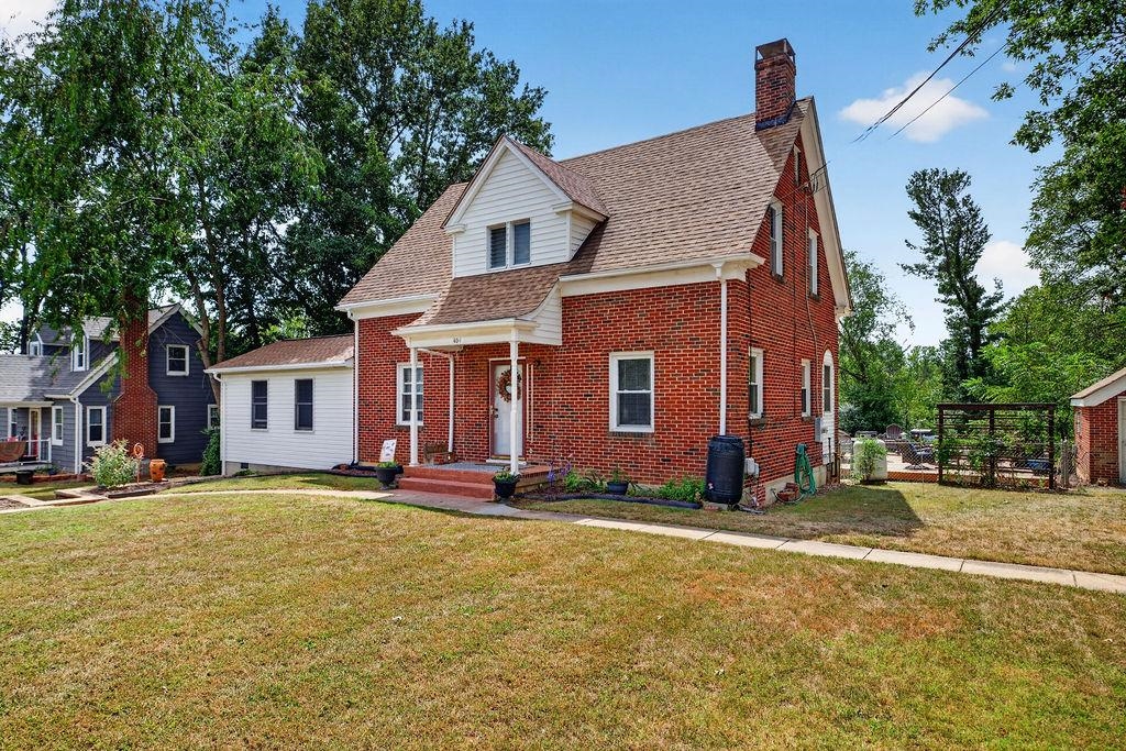 304 N OAK LN, WAYNESBORO, Virginia 22980, 3 Bedrooms Bedrooms, ,2 BathroomsBathrooms,Residential,304 N OAK LN,681202 MLS # 681202 304 N OAK LN, WAYNESBORO, Virginia 22980, 3 Bedrooms Bedrooms, ,2 BathroomsBathrooms,Residential,304 N OAK LN,681202 MLS # 681202