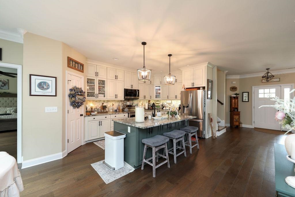 1 RED DEER PL, STAUNTON, Virginia 24401, 6 Bedrooms Bedrooms, ,4 BathroomsBathrooms,Residential,1 RED DEER PL,681205 MLS # 681205 1 RED DEER PL, STAUNTON, Virginia 24401, 6 Bedrooms Bedrooms, ,4 BathroomsBathrooms,Residential,1 RED DEER PL,681205 MLS # 681205