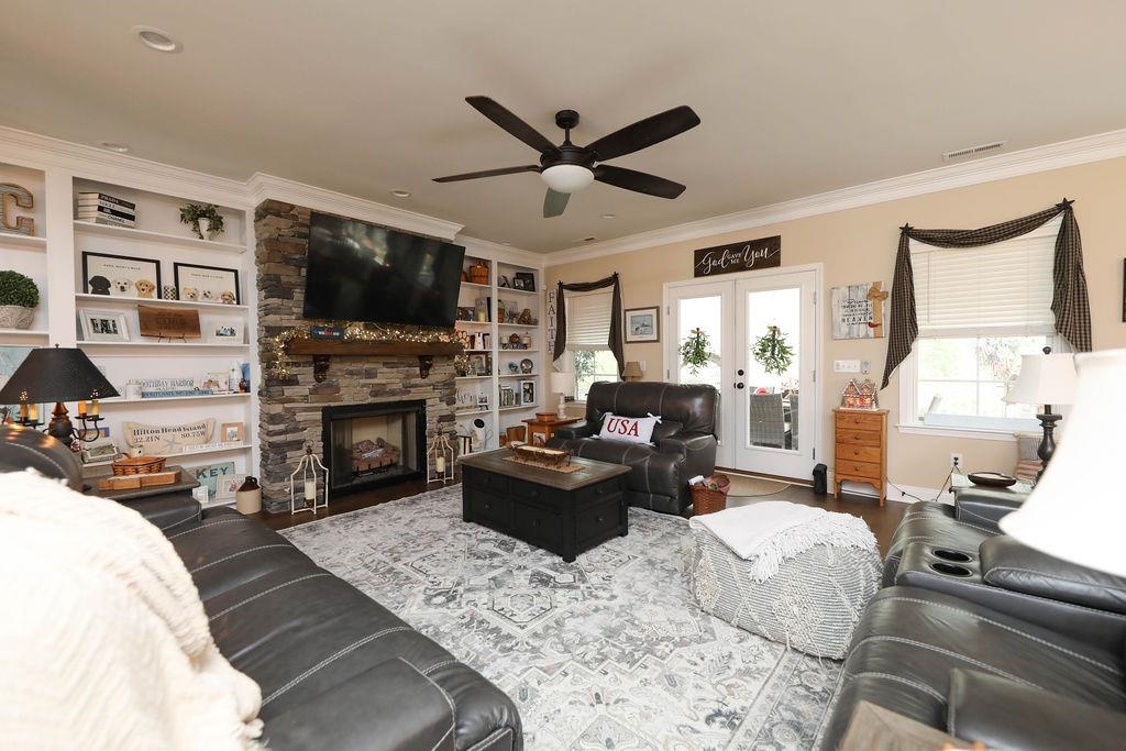 1 RED DEER PL, STAUNTON, Virginia 24401, 6 Bedrooms Bedrooms, ,4 BathroomsBathrooms,Residential,1 RED DEER PL,681205 MLS # 681205 1 RED DEER PL, STAUNTON, Virginia 24401, 6 Bedrooms Bedrooms, ,4 BathroomsBathrooms,Residential,1 RED DEER PL,681205 MLS # 681205