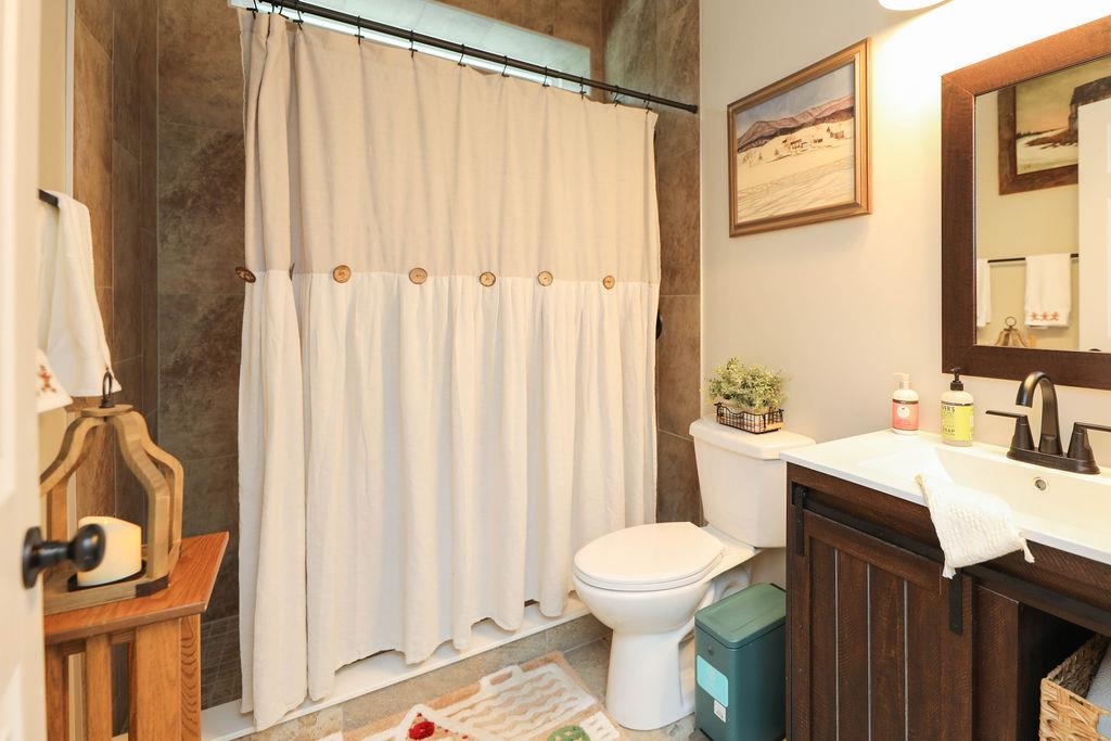 1 RED DEER PL, STAUNTON, Virginia 24401, 6 Bedrooms Bedrooms, ,4 BathroomsBathrooms,Residential,1 RED DEER PL,681205 MLS # 681205 1 RED DEER PL, STAUNTON, Virginia 24401, 6 Bedrooms Bedrooms, ,4 BathroomsBathrooms,Residential,1 RED DEER PL,681205 MLS # 681205