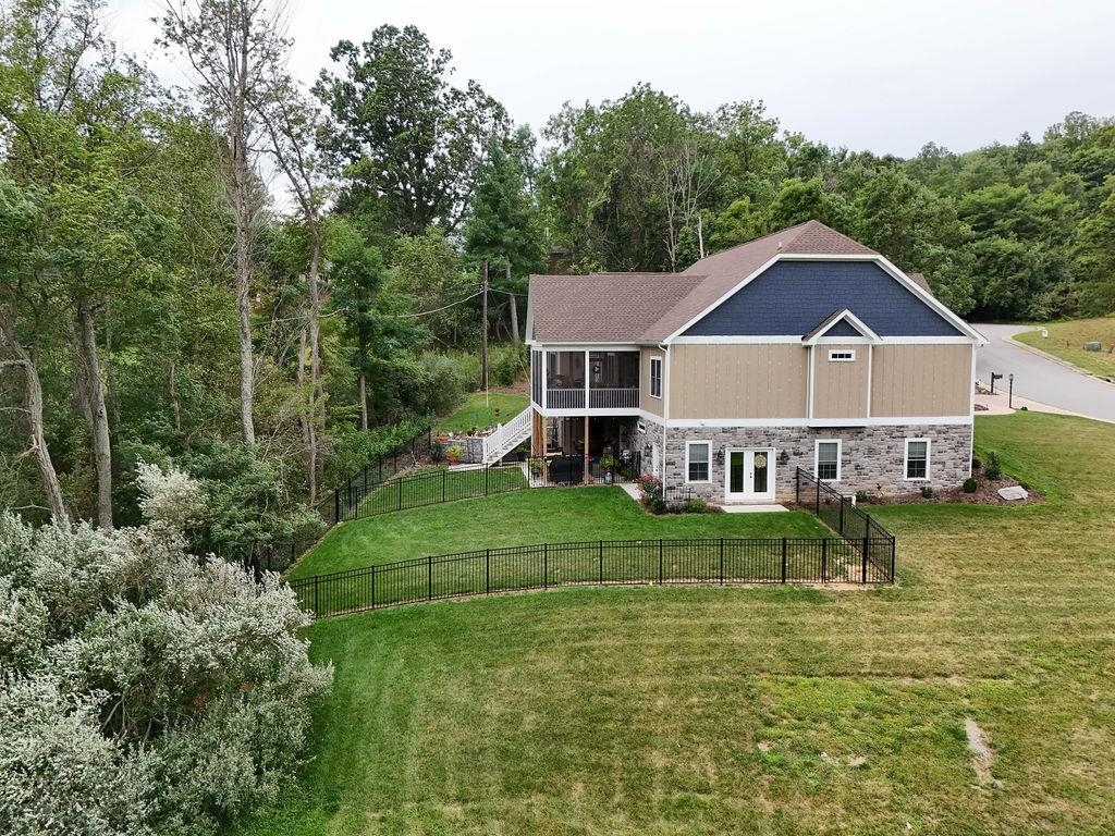 1 RED DEER PL, STAUNTON, Virginia 24401, 6 Bedrooms Bedrooms, ,4 BathroomsBathrooms,Residential,1 RED DEER PL,681205 MLS # 681205 1 RED DEER PL, STAUNTON, Virginia 24401, 6 Bedrooms Bedrooms, ,4 BathroomsBathrooms,Residential,1 RED DEER PL,681205 MLS # 681205