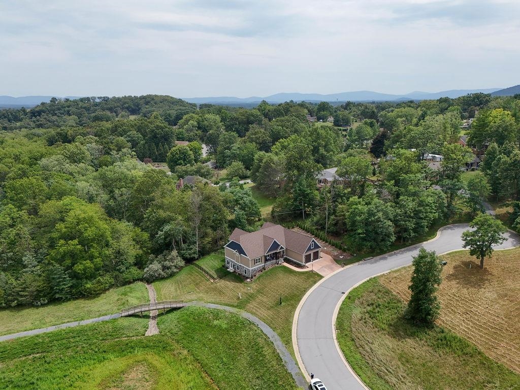 1 RED DEER PL, STAUNTON, Virginia 24401, 6 Bedrooms Bedrooms, ,4 BathroomsBathrooms,Residential,1 RED DEER PL,681205 MLS # 681205 1 RED DEER PL, STAUNTON, Virginia 24401, 6 Bedrooms Bedrooms, ,4 BathroomsBathrooms,Residential,1 RED DEER PL,681205 MLS # 681205