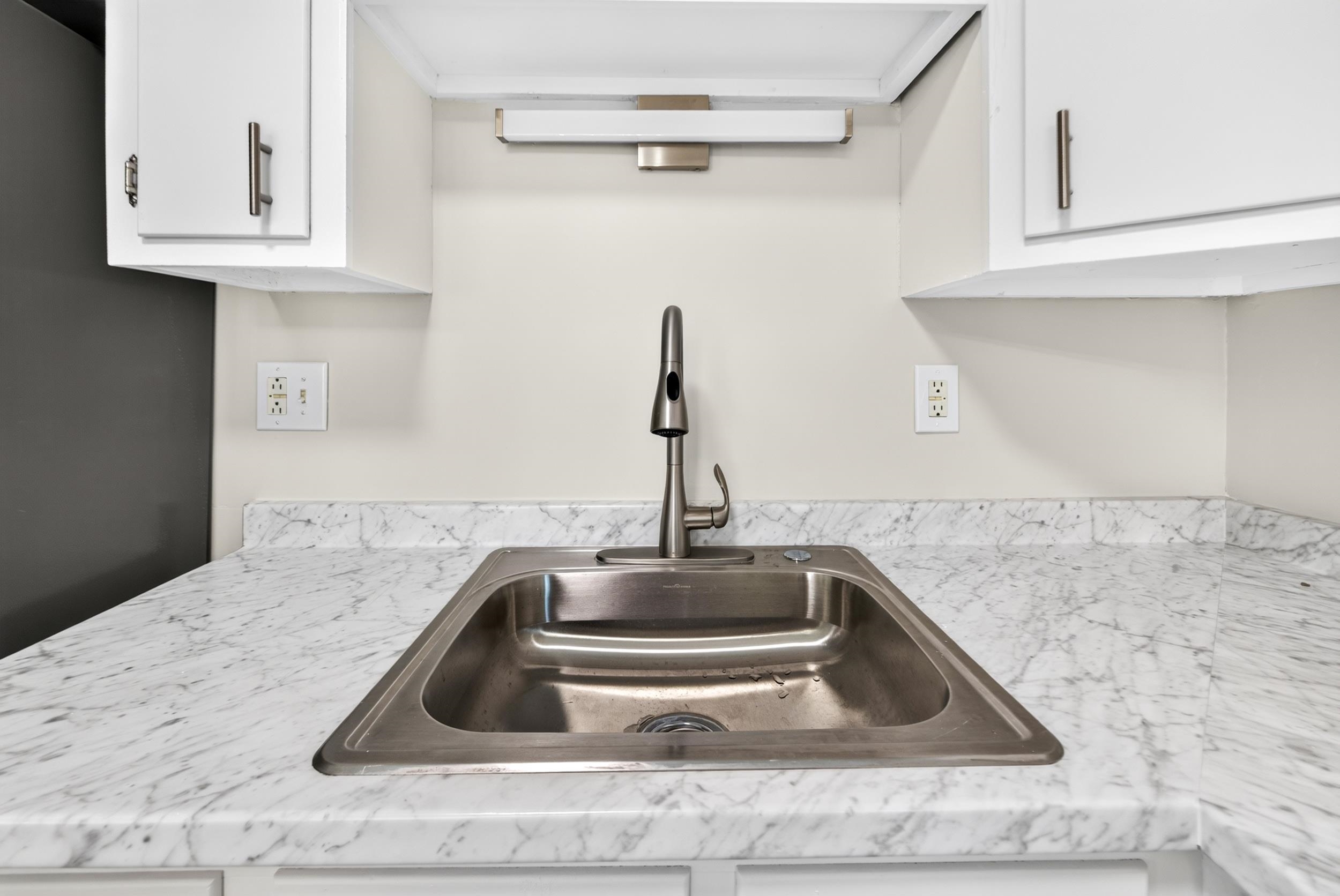 25 WESTGATE RD, VERONA, Virginia 24482, 3 Bedrooms Bedrooms, ,1 BathroomBathrooms,Residential,25 WESTGATE RD,681206 MLS # 681206 25 WESTGATE RD, VERONA, Virginia 24482, 3 Bedrooms Bedrooms, ,1 BathroomBathrooms,Residential,25 WESTGATE RD,681206 MLS # 681206