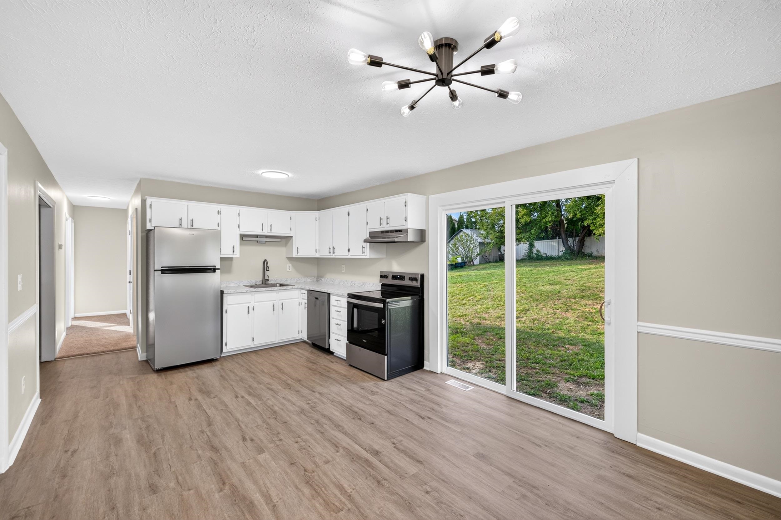 25 WESTGATE RD, VERONA, Virginia 24482, 3 Bedrooms Bedrooms, ,1 BathroomBathrooms,Residential,25 WESTGATE RD,681206 MLS # 681206 25 WESTGATE RD, VERONA, Virginia 24482, 3 Bedrooms Bedrooms, ,1 BathroomBathrooms,Residential,25 WESTGATE RD,681206 MLS # 681206