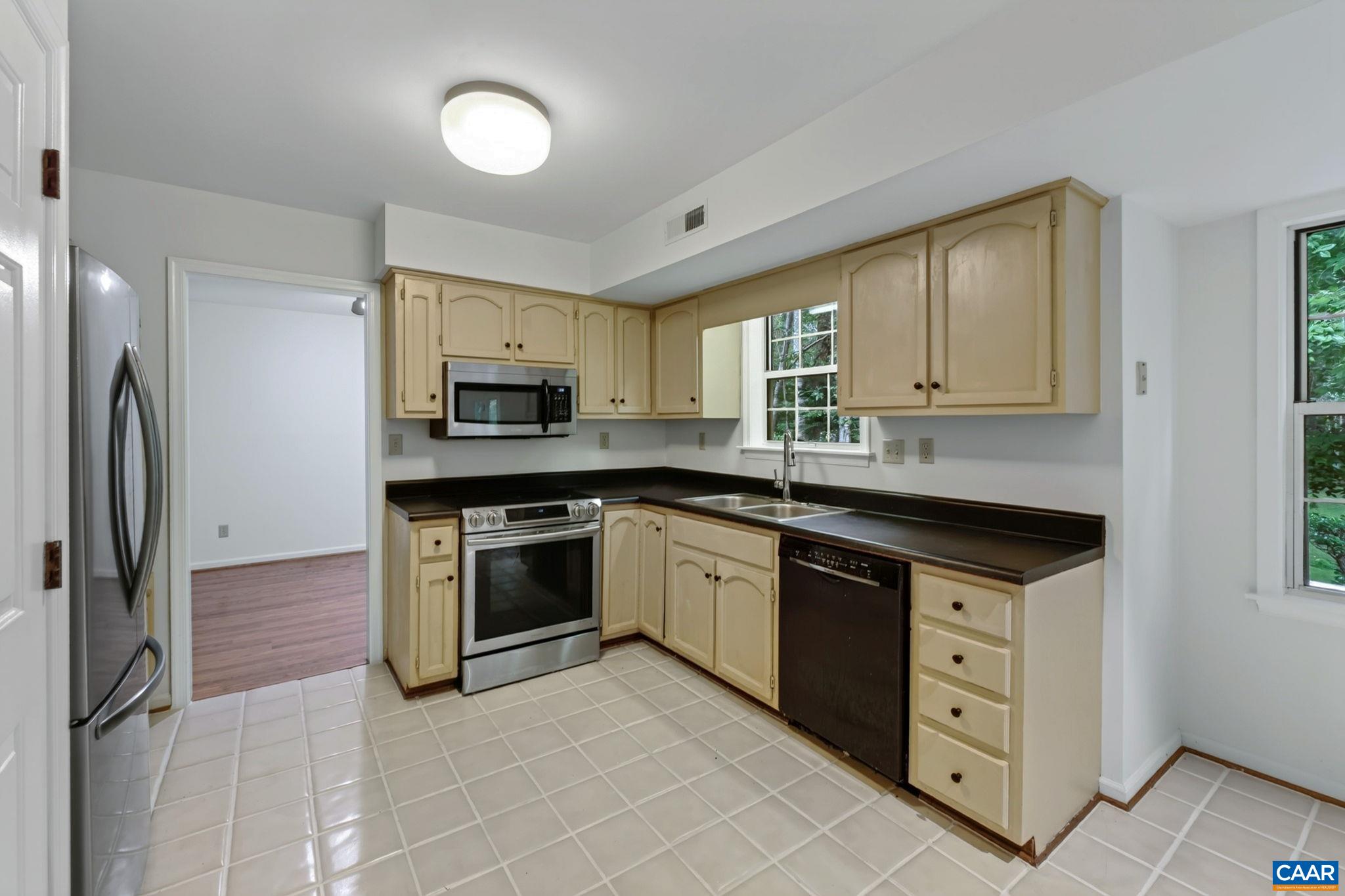 1727 JUMPERS RUN, CHARLOTTESVILLE, Virginia 22911, 4 Bedrooms Bedrooms, ,2 BathroomsBathrooms,Residential,1727 JUMPERS RUN,681207 MLS # 681207 1727 JUMPERS RUN, CHARLOTTESVILLE, Virginia 22911, 4 Bedrooms Bedrooms, ,2 BathroomsBathrooms,Residential,1727 JUMPERS RUN,681207 MLS # 681207