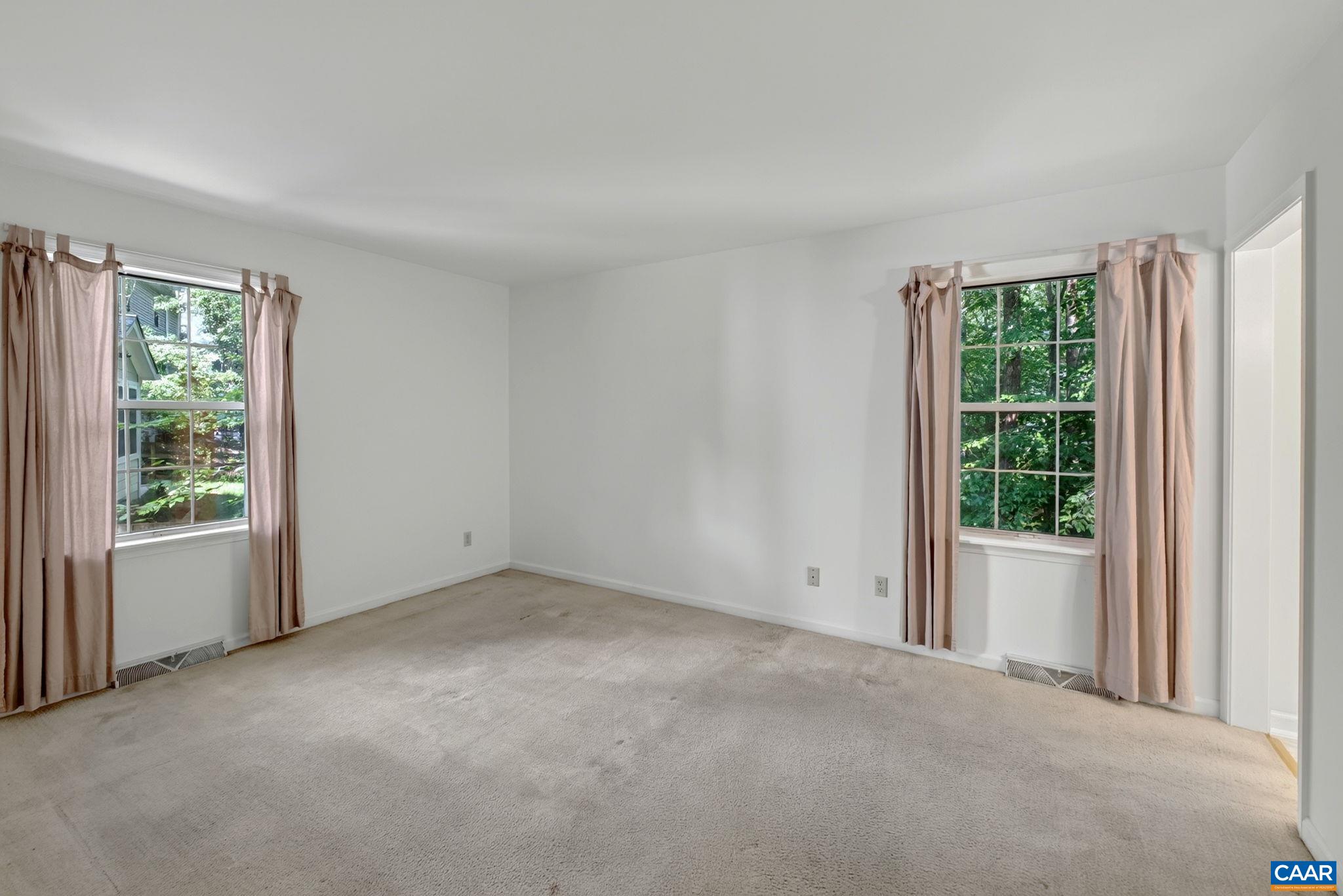1727 JUMPERS RUN, CHARLOTTESVILLE, Virginia 22911, 4 Bedrooms Bedrooms, ,2 BathroomsBathrooms,Residential,1727 JUMPERS RUN,681207 MLS # 681207 1727 JUMPERS RUN, CHARLOTTESVILLE, Virginia 22911, 4 Bedrooms Bedrooms, ,2 BathroomsBathrooms,Residential,1727 JUMPERS RUN,681207 MLS # 681207