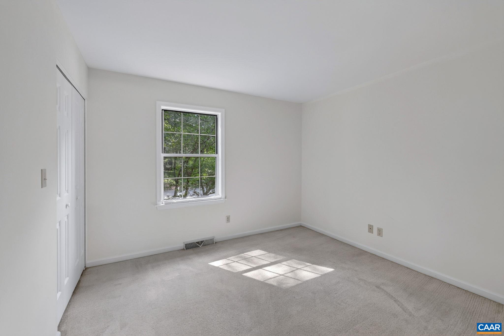 1727 JUMPERS RUN, CHARLOTTESVILLE, Virginia 22911, 4 Bedrooms Bedrooms, ,2 BathroomsBathrooms,Residential,1727 JUMPERS RUN,681207 MLS # 681207 1727 JUMPERS RUN, CHARLOTTESVILLE, Virginia 22911, 4 Bedrooms Bedrooms, ,2 BathroomsBathrooms,Residential,1727 JUMPERS RUN,681207 MLS # 681207