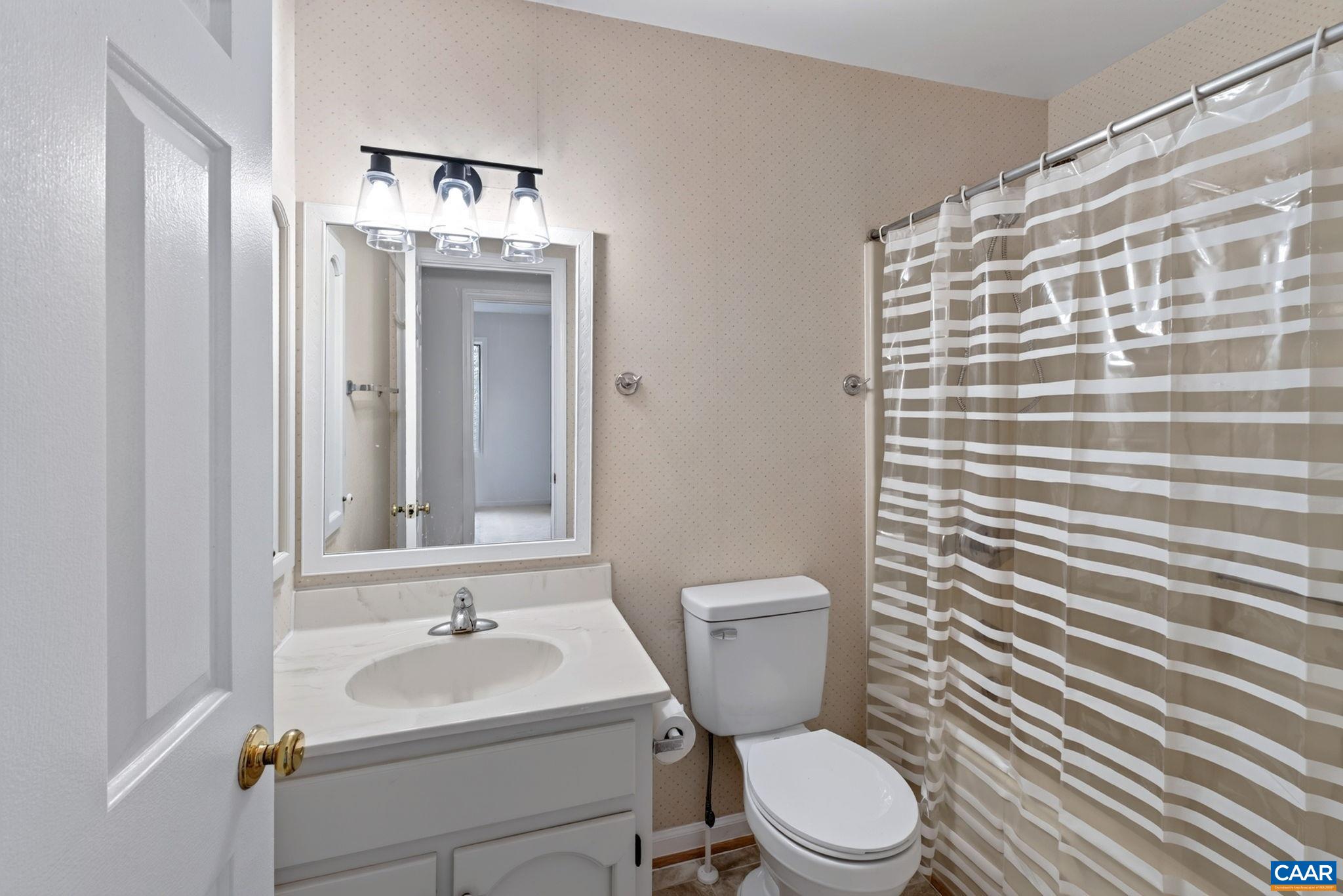 1727 JUMPERS RUN, CHARLOTTESVILLE, Virginia 22911, 4 Bedrooms Bedrooms, ,2 BathroomsBathrooms,Residential,1727 JUMPERS RUN,681207 MLS # 681207 1727 JUMPERS RUN, CHARLOTTESVILLE, Virginia 22911, 4 Bedrooms Bedrooms, ,2 BathroomsBathrooms,Residential,1727 JUMPERS RUN,681207 MLS # 681207