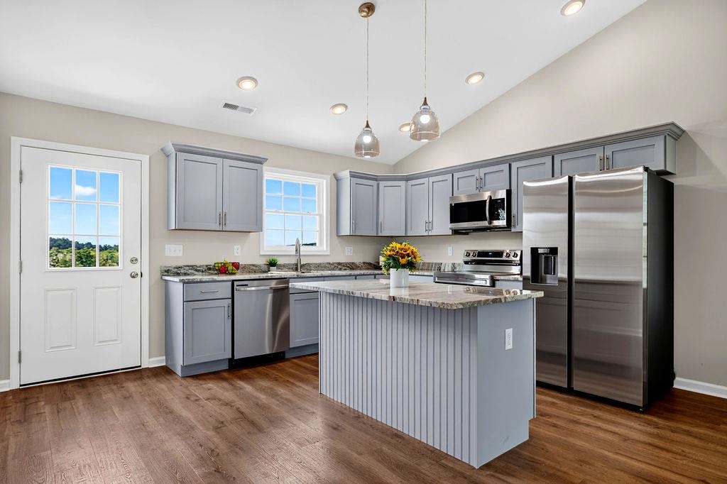 68 SUNSET BLVD, STAUNTON, Virginia 24401, 3 Bedrooms Bedrooms, ,2 BathroomsBathrooms,Residential,68 SUNSET BLVD,681209 MLS # 681209 68 SUNSET BLVD, STAUNTON, Virginia 24401, 3 Bedrooms Bedrooms, ,2 BathroomsBathrooms,Residential,68 SUNSET BLVD,681209 MLS # 681209