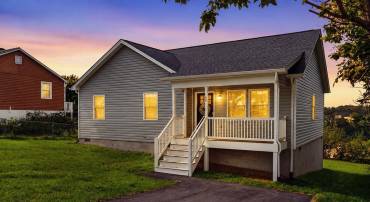 68 SUNSET BLVD, STAUNTON, Virginia 24401, 3 Bedrooms Bedrooms, ,2 BathroomsBathrooms,Residential,68 SUNSET BLVD,681209 MLS # 681209