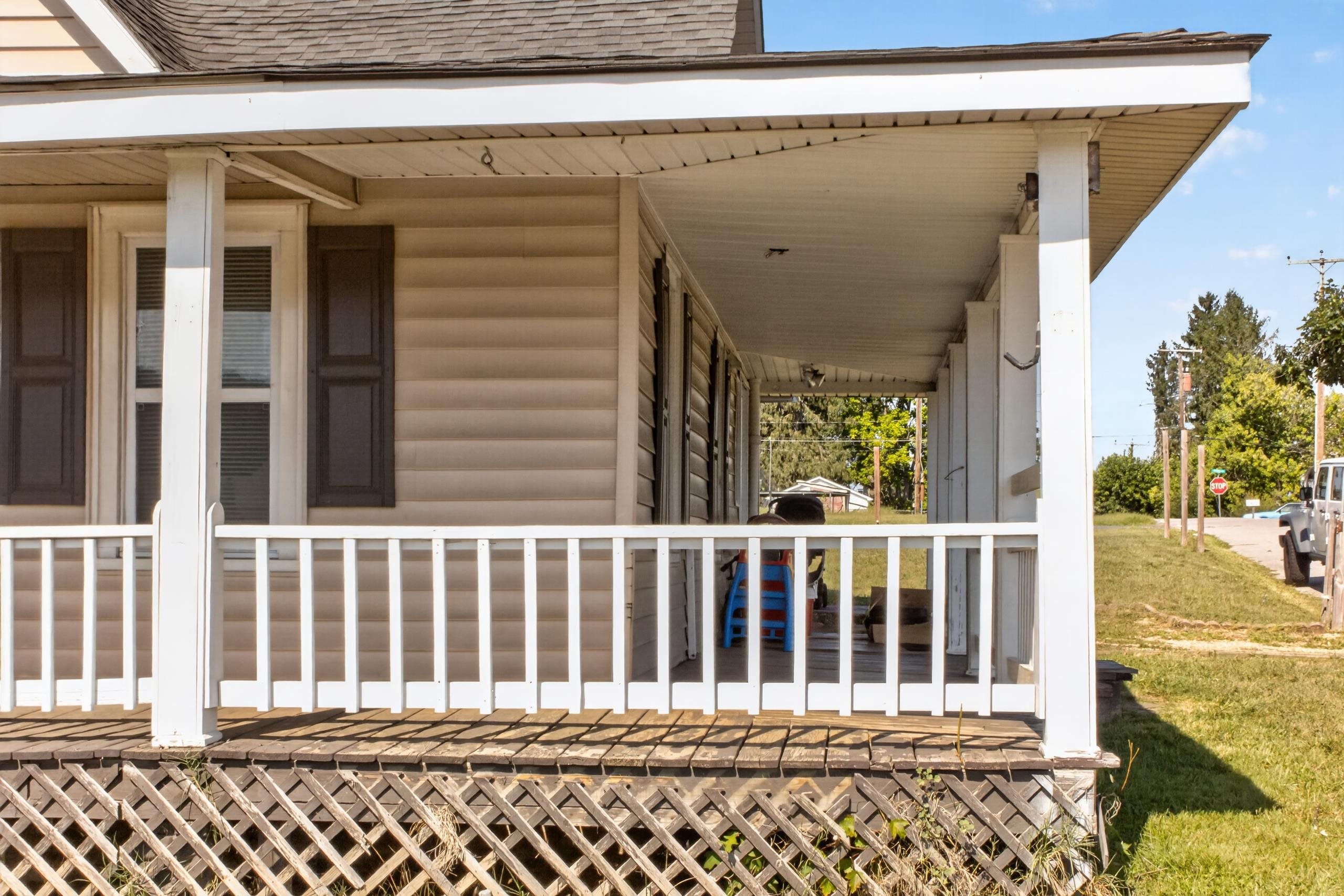 1539 N DELPHINE AVE, WAYNESBORO, Virginia 22980, 3 Bedrooms Bedrooms, ,1 BathroomBathrooms,Residential,1539 N DELPHINE AVE,681211 MLS # 681211 1539 N DELPHINE AVE, WAYNESBORO, Virginia 22980, 3 Bedrooms Bedrooms, ,1 BathroomBathrooms,Residential,1539 N DELPHINE AVE,681211 MLS # 681211