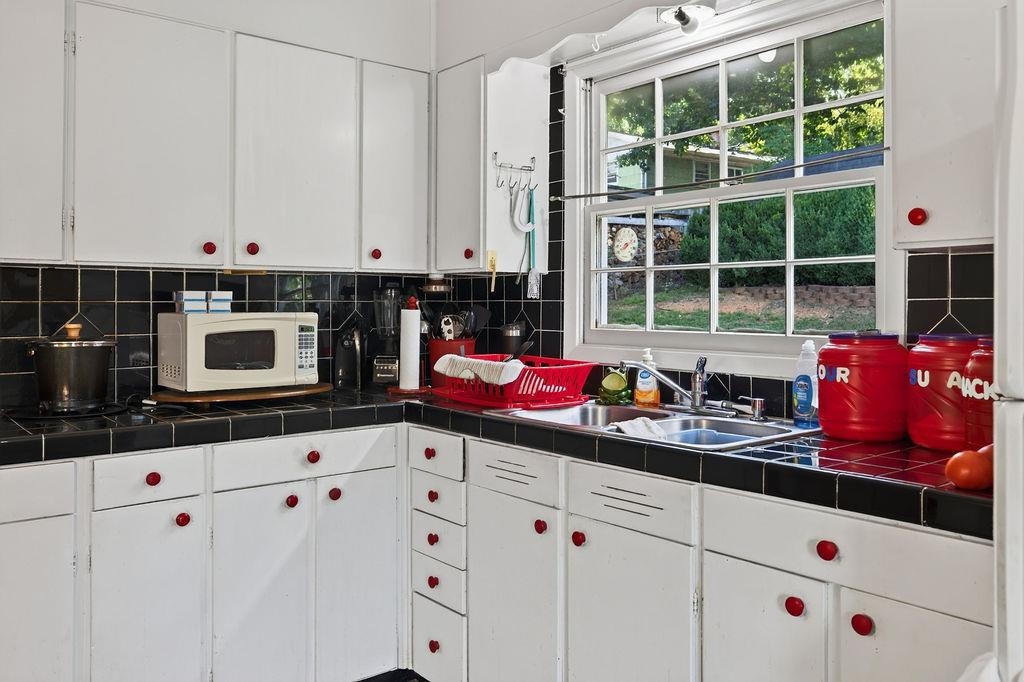 1781 SHUTTERLEE MILL RD, STAUNTON, Virginia 24401, 3 Bedrooms Bedrooms, ,1 BathroomBathrooms,Residential,1781 SHUTTERLEE MILL RD,681212 MLS # 681212 1781 SHUTTERLEE MILL RD, STAUNTON, Virginia 24401, 3 Bedrooms Bedrooms, ,1 BathroomBathrooms,Residential,1781 SHUTTERLEE MILL RD,681212 MLS # 681212