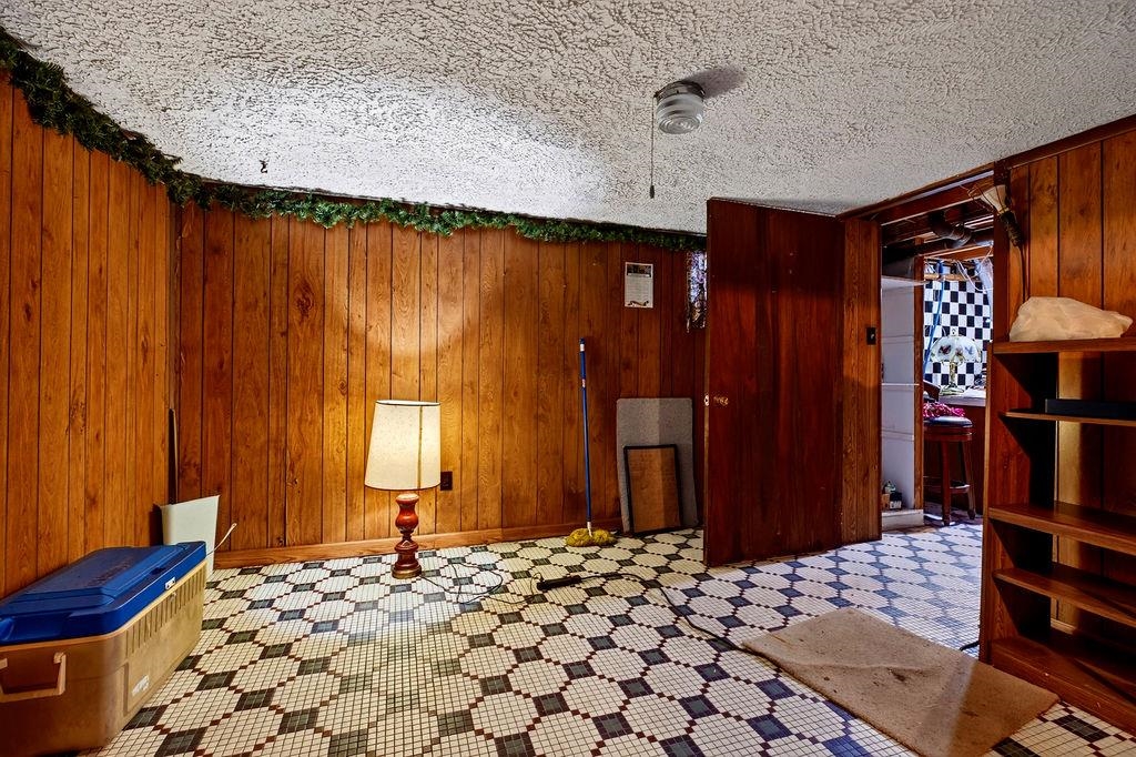 1781 SHUTTERLEE MILL RD, STAUNTON, Virginia 24401, 3 Bedrooms Bedrooms, ,1 BathroomBathrooms,Residential,1781 SHUTTERLEE MILL RD,681212 MLS # 681212 1781 SHUTTERLEE MILL RD, STAUNTON, Virginia 24401, 3 Bedrooms Bedrooms, ,1 BathroomBathrooms,Residential,1781 SHUTTERLEE MILL RD,681212 MLS # 681212