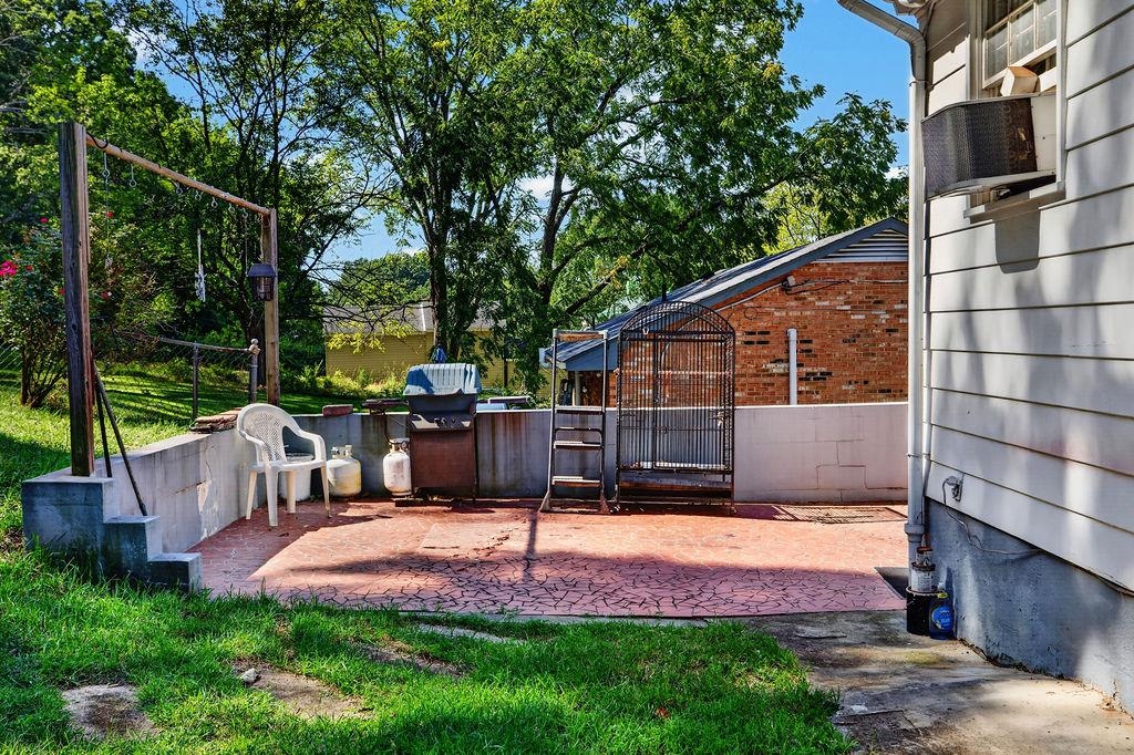 1781 SHUTTERLEE MILL RD, STAUNTON, Virginia 24401, 3 Bedrooms Bedrooms, ,1 BathroomBathrooms,Residential,1781 SHUTTERLEE MILL RD,681212 MLS # 681212 1781 SHUTTERLEE MILL RD, STAUNTON, Virginia 24401, 3 Bedrooms Bedrooms, ,1 BathroomBathrooms,Residential,1781 SHUTTERLEE MILL RD,681212 MLS # 681212