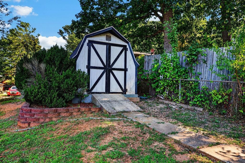 1781 SHUTTERLEE MILL RD, STAUNTON, Virginia 24401, 3 Bedrooms Bedrooms, ,1 BathroomBathrooms,Residential,1781 SHUTTERLEE MILL RD,681212 MLS # 681212 1781 SHUTTERLEE MILL RD, STAUNTON, Virginia 24401, 3 Bedrooms Bedrooms, ,1 BathroomBathrooms,Residential,1781 SHUTTERLEE MILL RD,681212 MLS # 681212