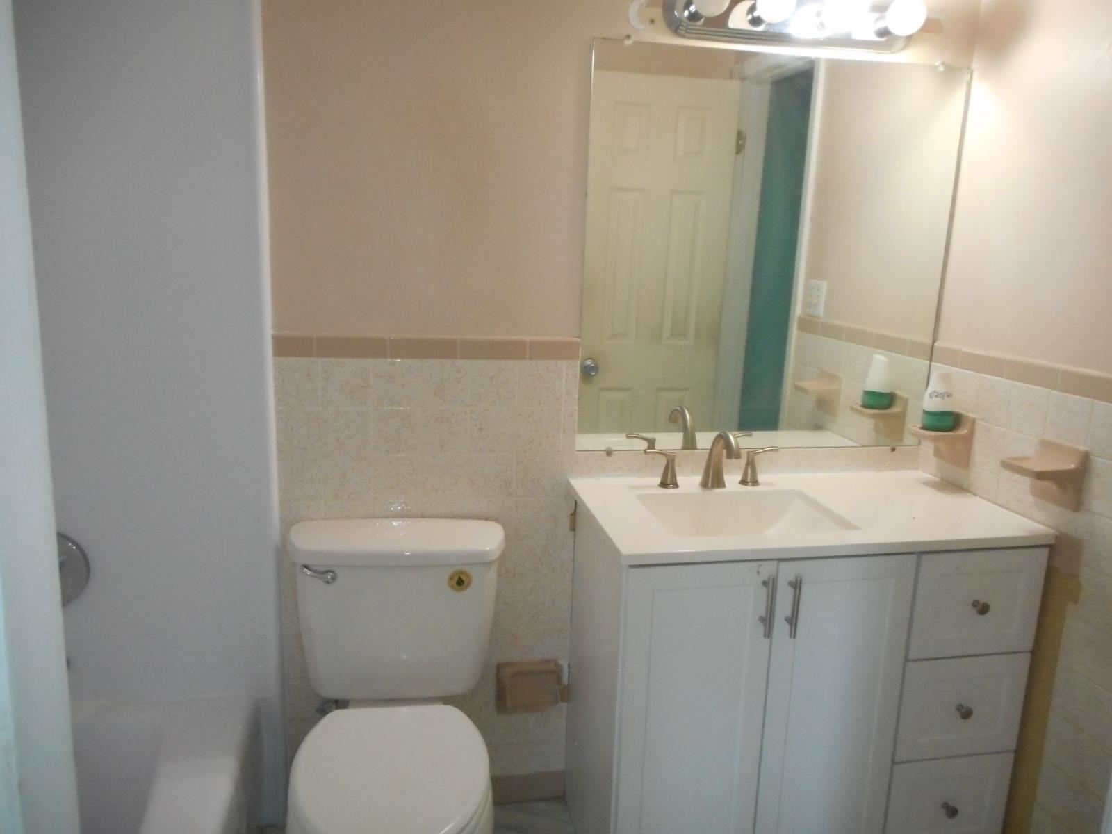 207 FOX HILL DR, STAUNTON, Virginia 24401, 3 Bedrooms Bedrooms, ,2 BathroomsBathrooms,Residential,Secretary of Veterans Affairs #224690,207 FOX HILL DR,681218 MLS # 681218 207 FOX HILL DR, STAUNTON, Virginia 24401, 3 Bedrooms Bedrooms, ,2 BathroomsBathrooms,Residential,Secretary of Veterans Affairs #224690,207 FOX HILL DR,681218 MLS # 681218