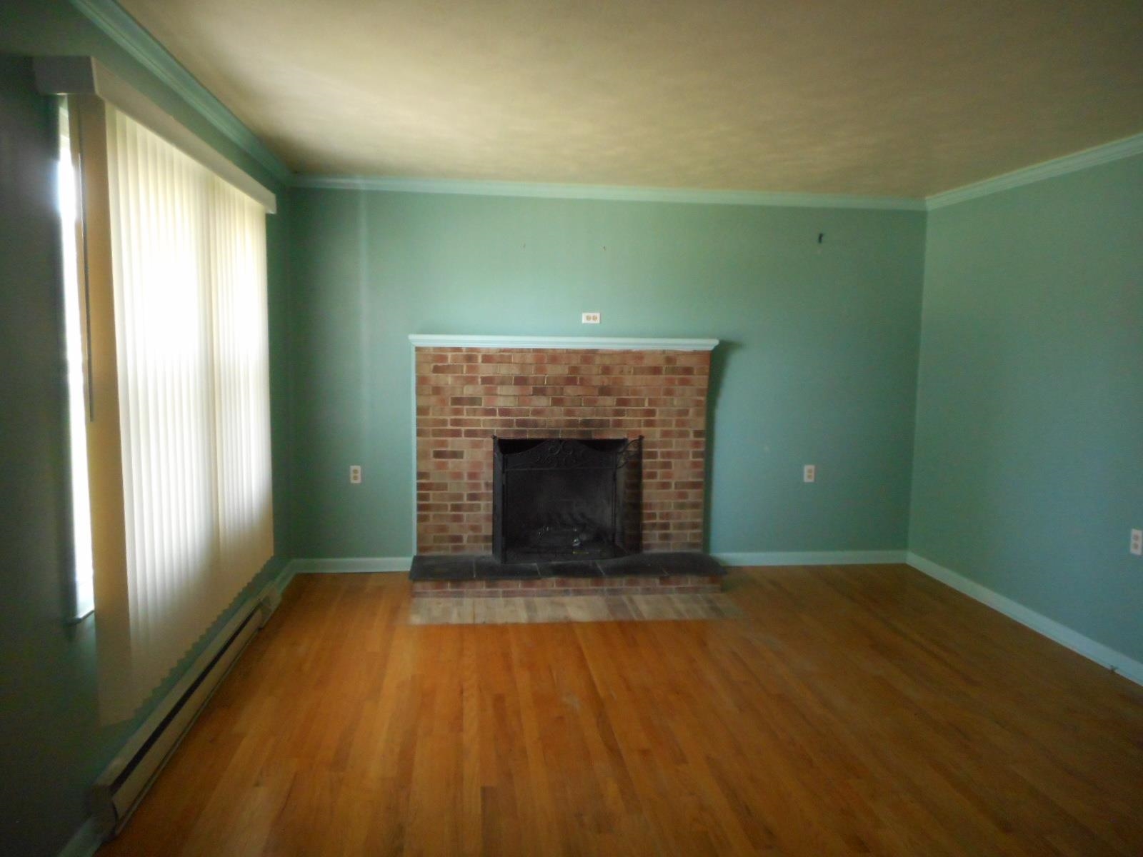 207 FOX HILL DR, STAUNTON, Virginia 24401, 3 Bedrooms Bedrooms, ,2 BathroomsBathrooms,Residential,Secretary of Veterans Affairs #224690,207 FOX HILL DR,681218 MLS # 681218 207 FOX HILL DR, STAUNTON, Virginia 24401, 3 Bedrooms Bedrooms, ,2 BathroomsBathrooms,Residential,Secretary of Veterans Affairs #224690,207 FOX HILL DR,681218 MLS # 681218