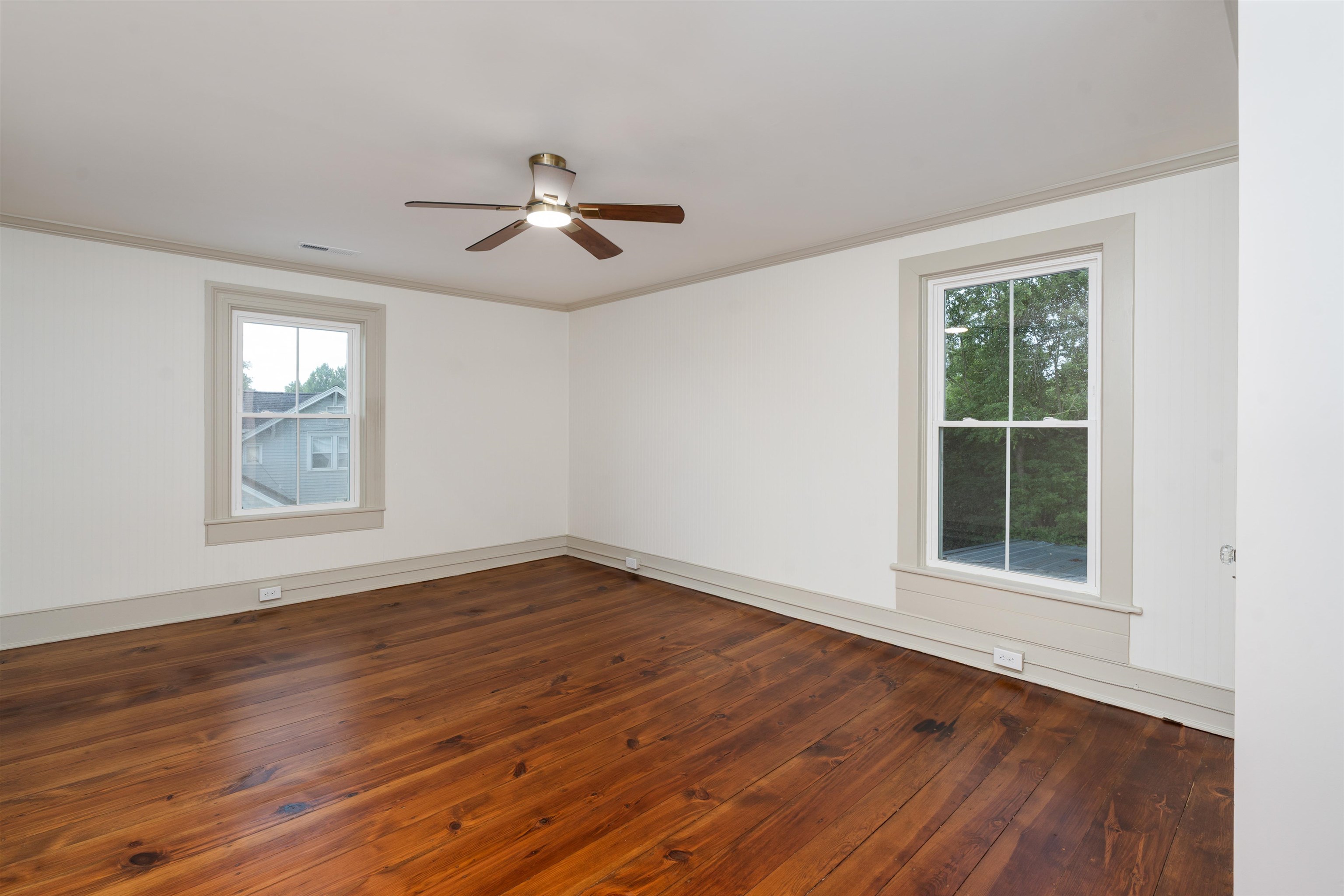208 ORCHARD DR, TIMBERVILLE, Virginia 22853, 5 Bedrooms Bedrooms, ,2 BathroomsBathrooms,Residential,208 ORCHARD DR,681224 MLS # 681224