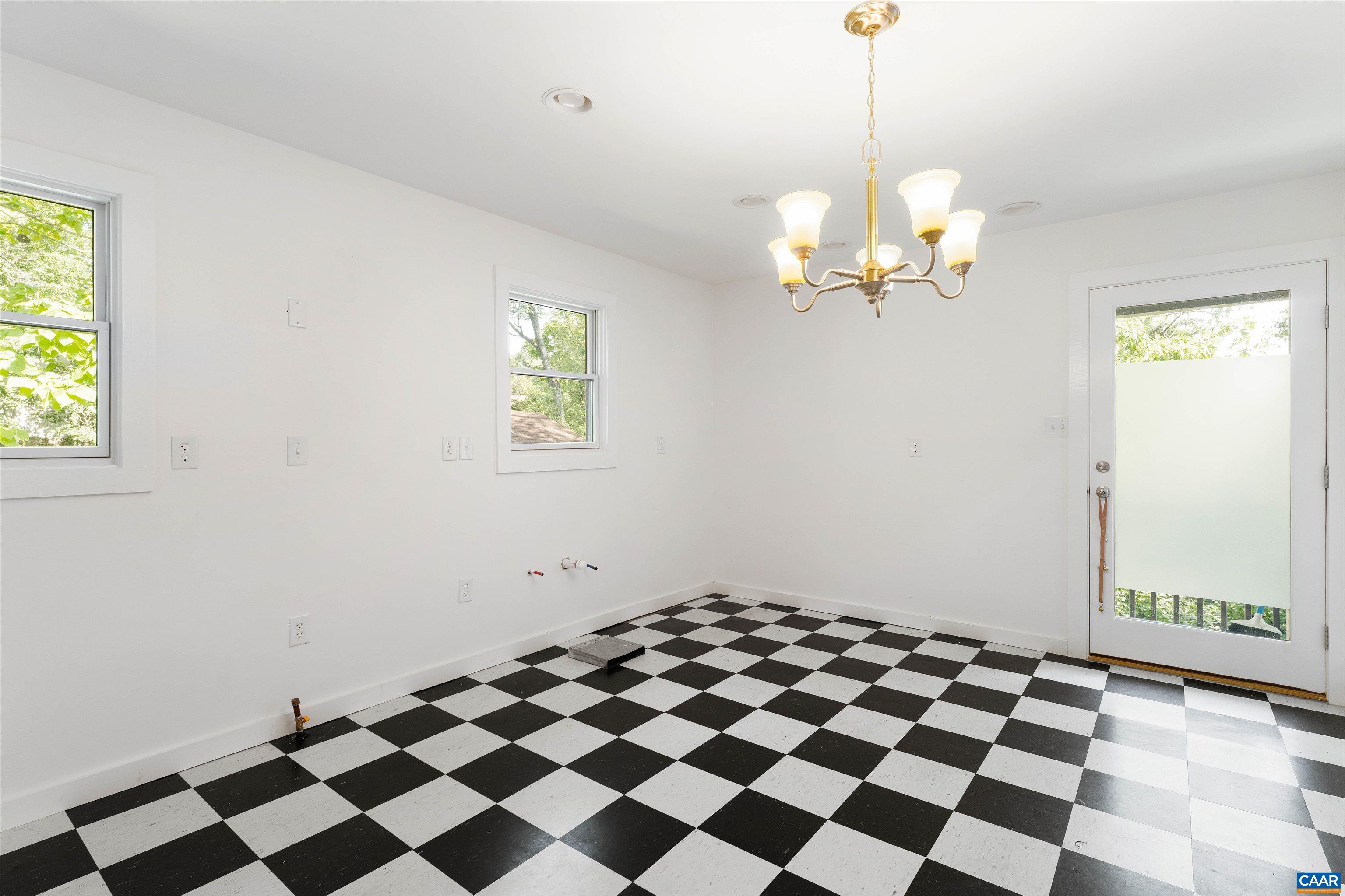 1021 SAINT CLAIR AVE, CHARLOTTESVILLE, Virginia 22901, 3 Bedrooms Bedrooms, ,2 BathroomsBathrooms,Residential,1021 SAINT CLAIR AVE,681226 MLS # 681226