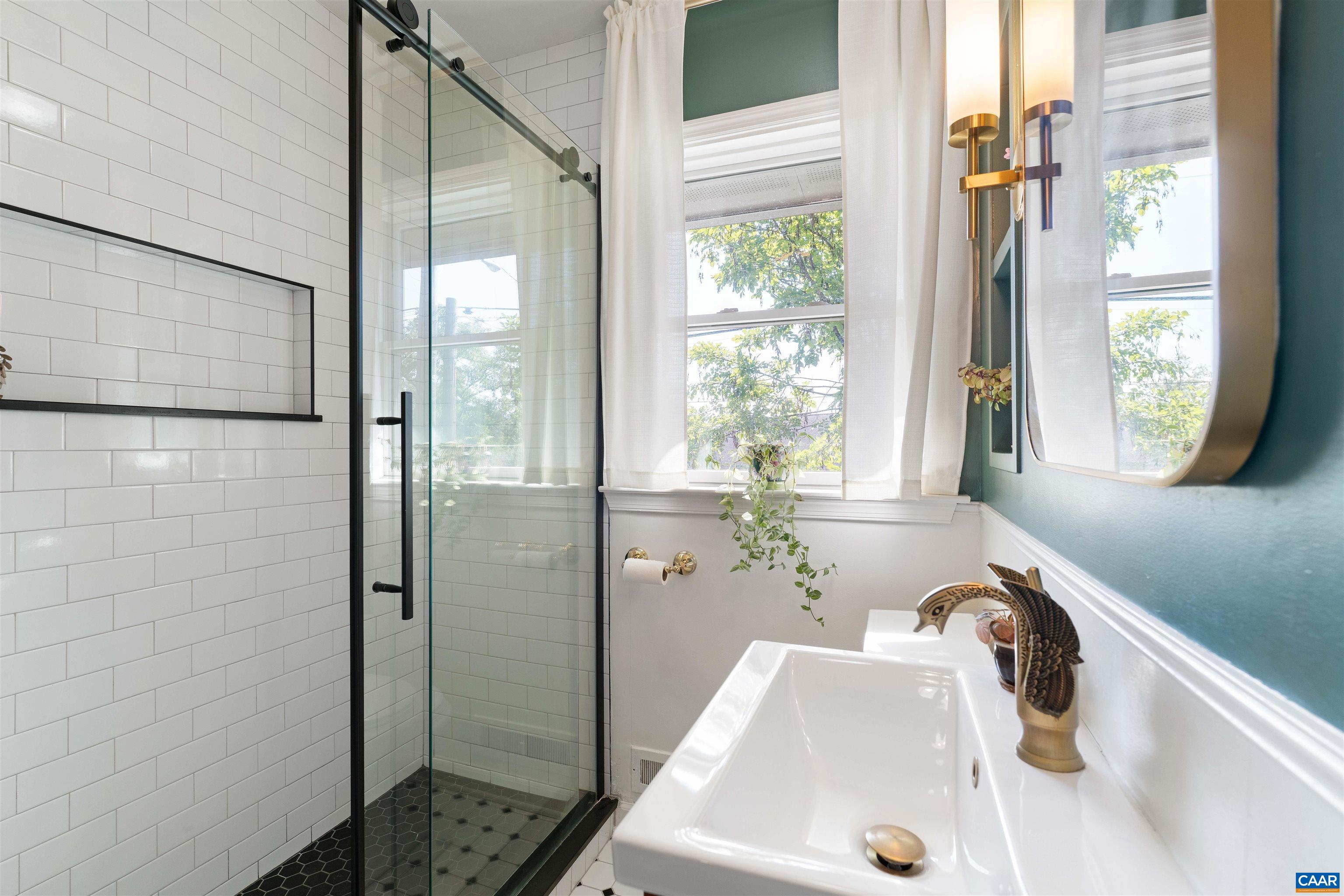 1021 SAINT CLAIR AVE, CHARLOTTESVILLE, Virginia 22901, 3 Bedrooms Bedrooms, ,2 BathroomsBathrooms,Residential,1021 SAINT CLAIR AVE,681226 MLS # 681226