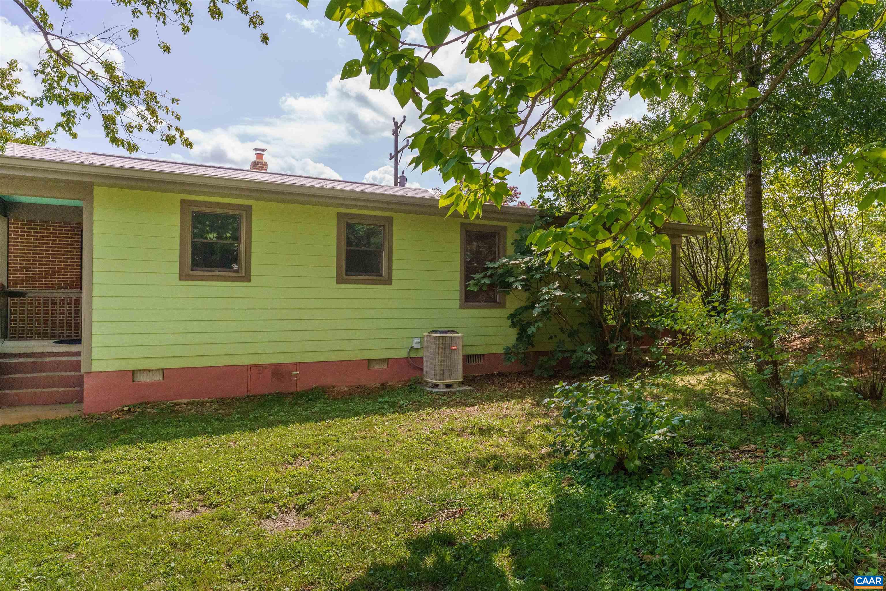 1021 SAINT CLAIR AVE, CHARLOTTESVILLE, Virginia 22901, 3 Bedrooms Bedrooms, ,2 BathroomsBathrooms,Residential,1021 SAINT CLAIR AVE,681226 MLS # 681226