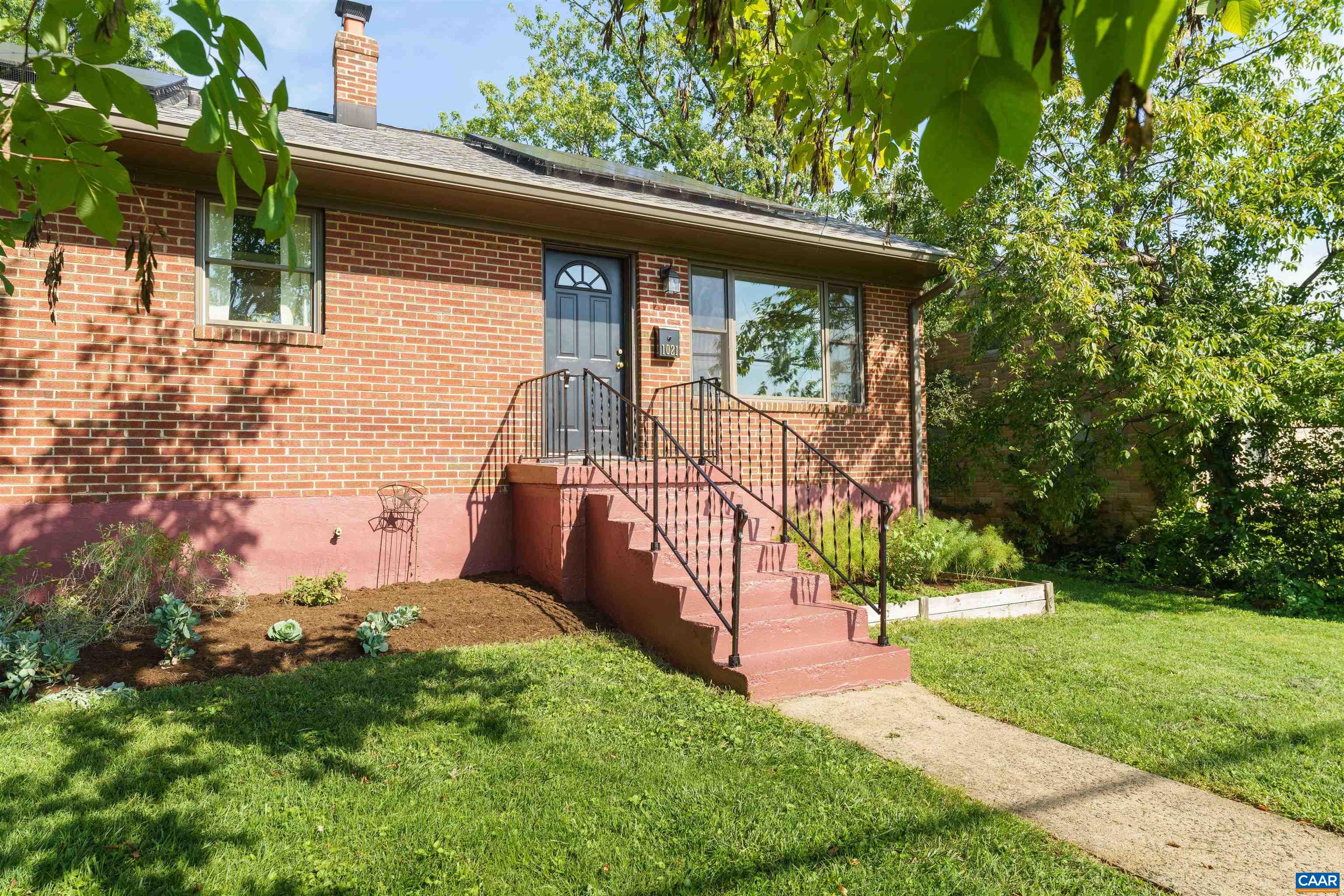 1021 SAINT CLAIR AVE, CHARLOTTESVILLE, Virginia 22901, 3 Bedrooms Bedrooms, ,2 BathroomsBathrooms,Residential,1021 SAINT CLAIR AVE,681226 MLS # 681226