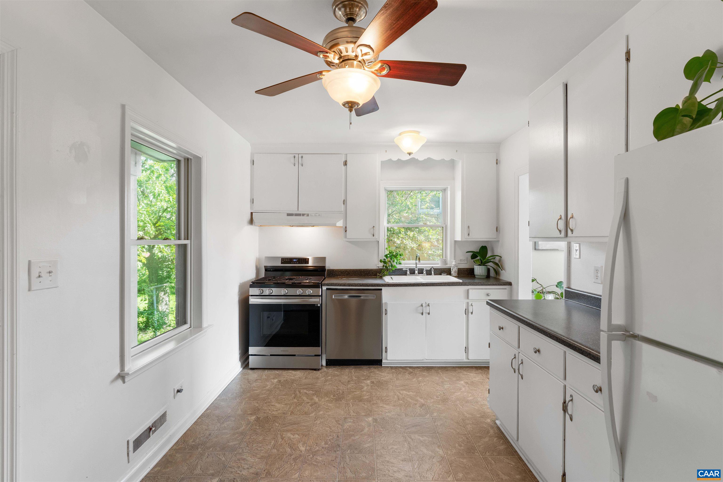 1021 SAINT CLAIR AVE, CHARLOTTESVILLE, Virginia 22901, 3 Bedrooms Bedrooms, ,2 BathroomsBathrooms,Residential,1021 SAINT CLAIR AVE,681226 MLS # 681226