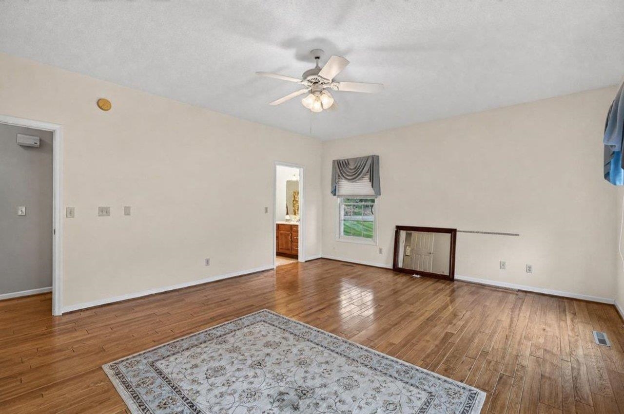3267 MESINETTO CREEK DR, ROCKINGHAM, Virginia 22801, 3 Bedrooms Bedrooms, ,2 BathroomsBathrooms,Residential,3267 MESINETTO CREEK DR,680770 MLS # 680770 3267 MESINETTO CREEK DR, ROCKINGHAM, Virginia 22801, 3 Bedrooms Bedrooms, ,2 BathroomsBathrooms,Residential,3267 MESINETTO CREEK DR,680770 MLS # 680770