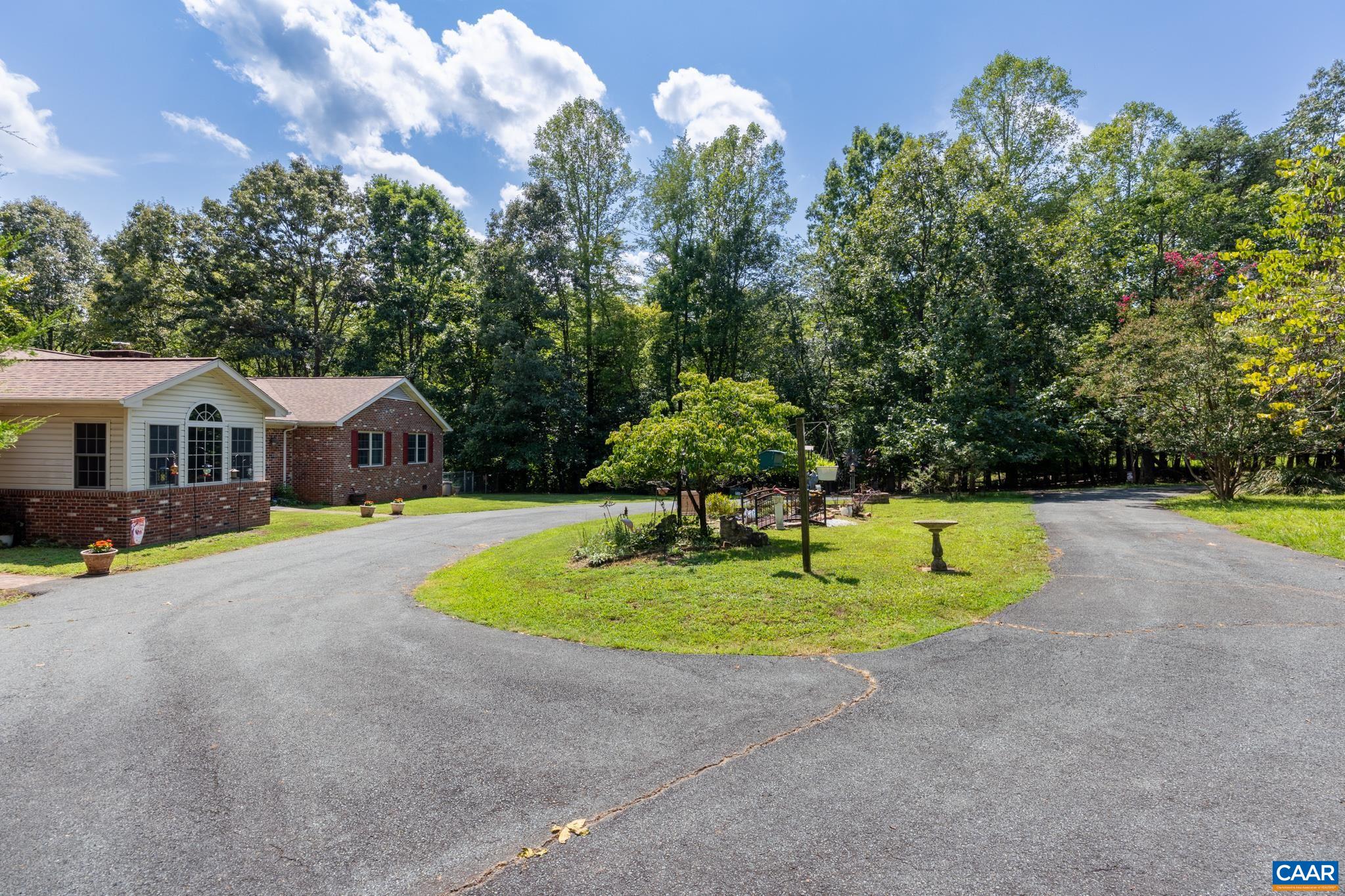 725 MECHUNK CREEK DR, TROY, Virginia 22974, 4 Bedrooms Bedrooms, ,3 BathroomsBathrooms,Residential,725 MECHUNK CREEK DR,681077 MLS # 681077 725 MECHUNK CREEK DR, TROY, Virginia 22974, 4 Bedrooms Bedrooms, ,3 BathroomsBathrooms,Residential,725 MECHUNK CREEK DR,681077 MLS # 681077