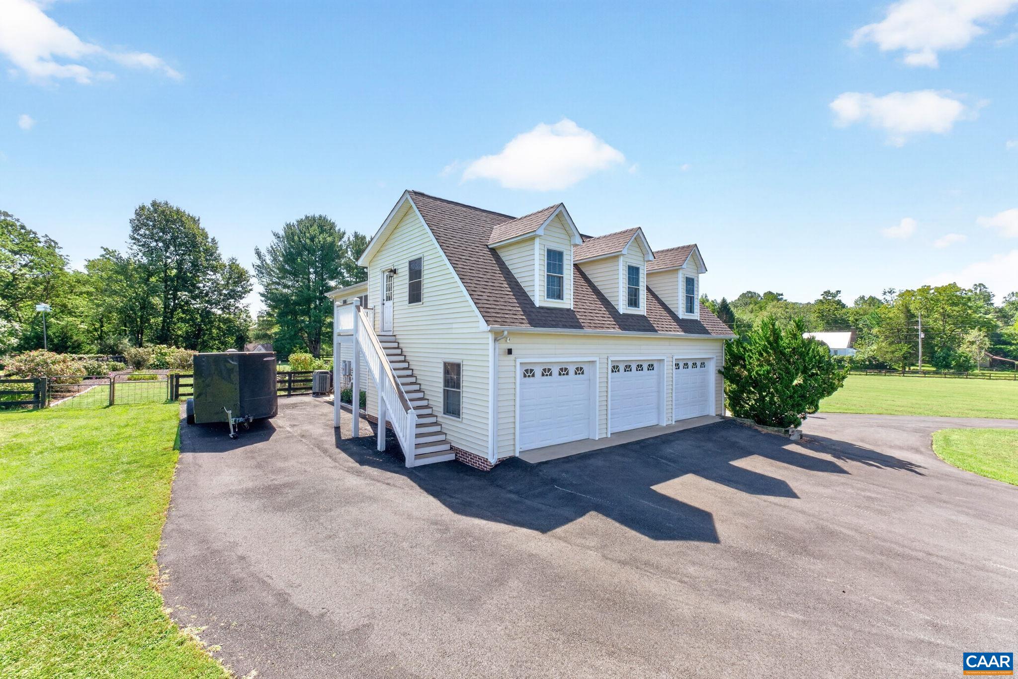 6919 FREDERICKSBURG RD, BARBOURSVILLE, Virginia 22923, 4 Bedrooms Bedrooms, ,3 BathroomsBathrooms,Residential,6919 FREDERICKSBURG RD,681121 MLS # 681121
