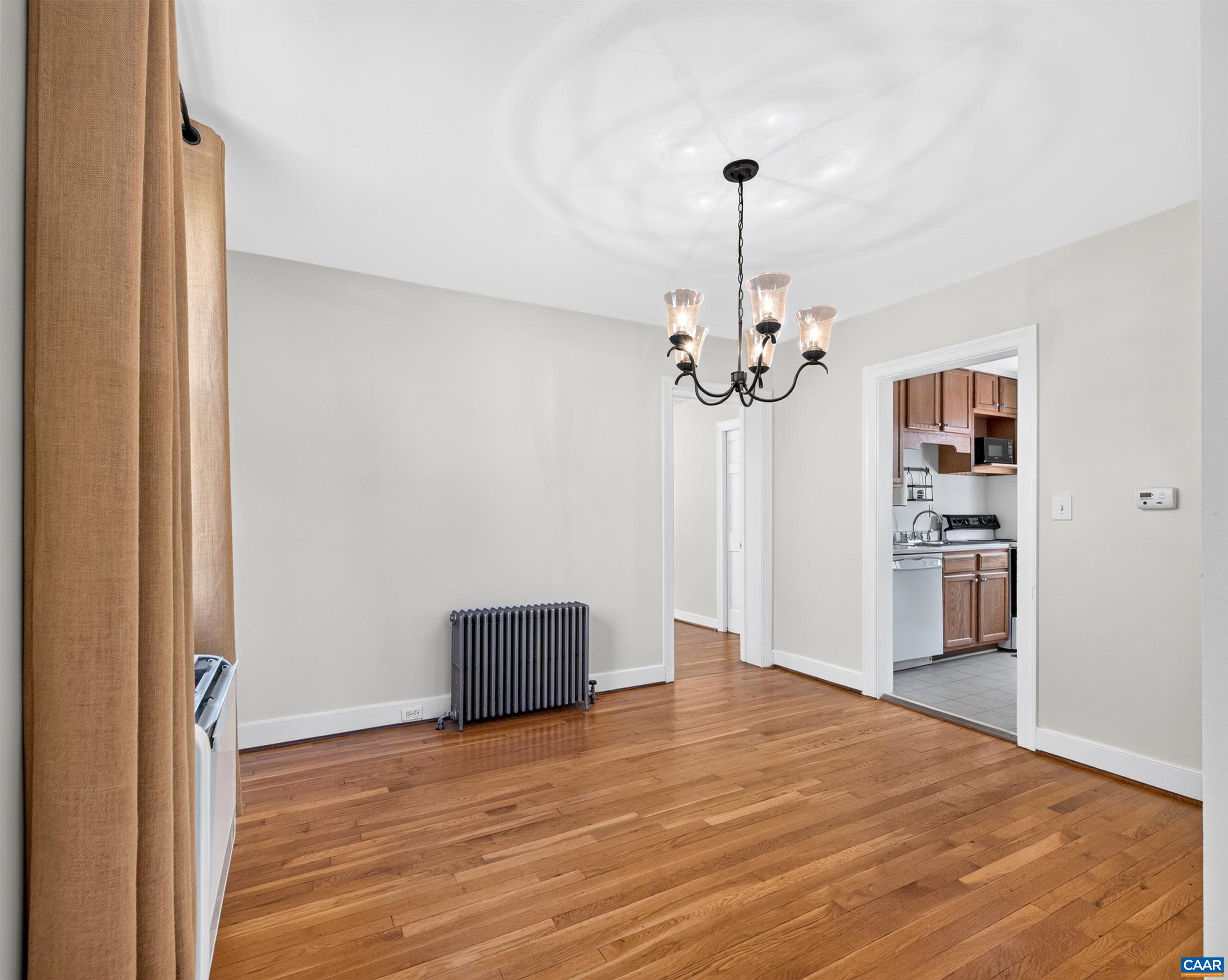 118 SUMMIT ST, CHARLOTTESVILLE, Virginia 22903, 3 Bedrooms Bedrooms, ,2 BathroomsBathrooms,Residential,118 SUMMIT ST,681169 MLS # 681169