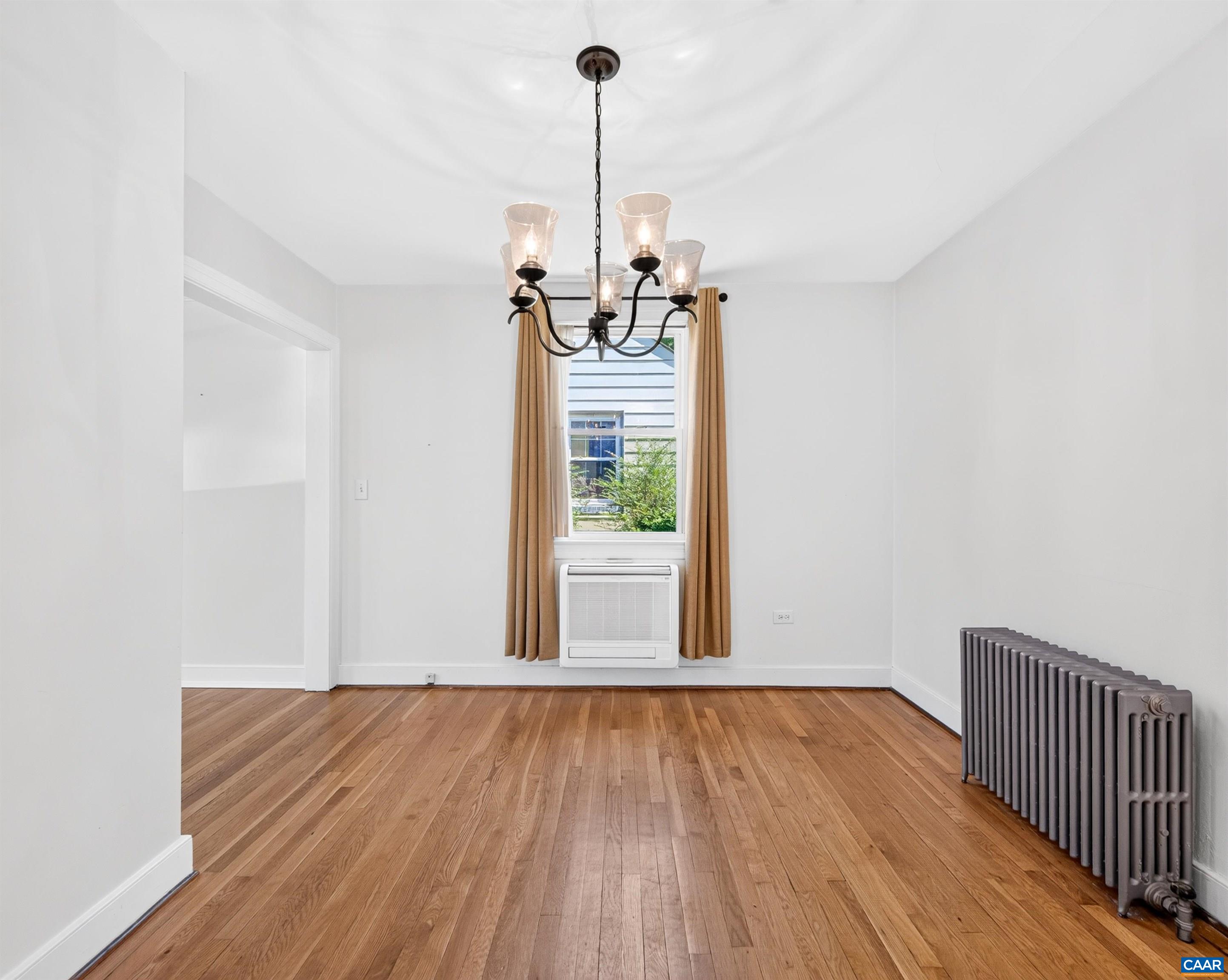 118 SUMMIT ST, CHARLOTTESVILLE, Virginia 22903, 3 Bedrooms Bedrooms, ,2 BathroomsBathrooms,Residential,118 SUMMIT ST,681169 MLS # 681169