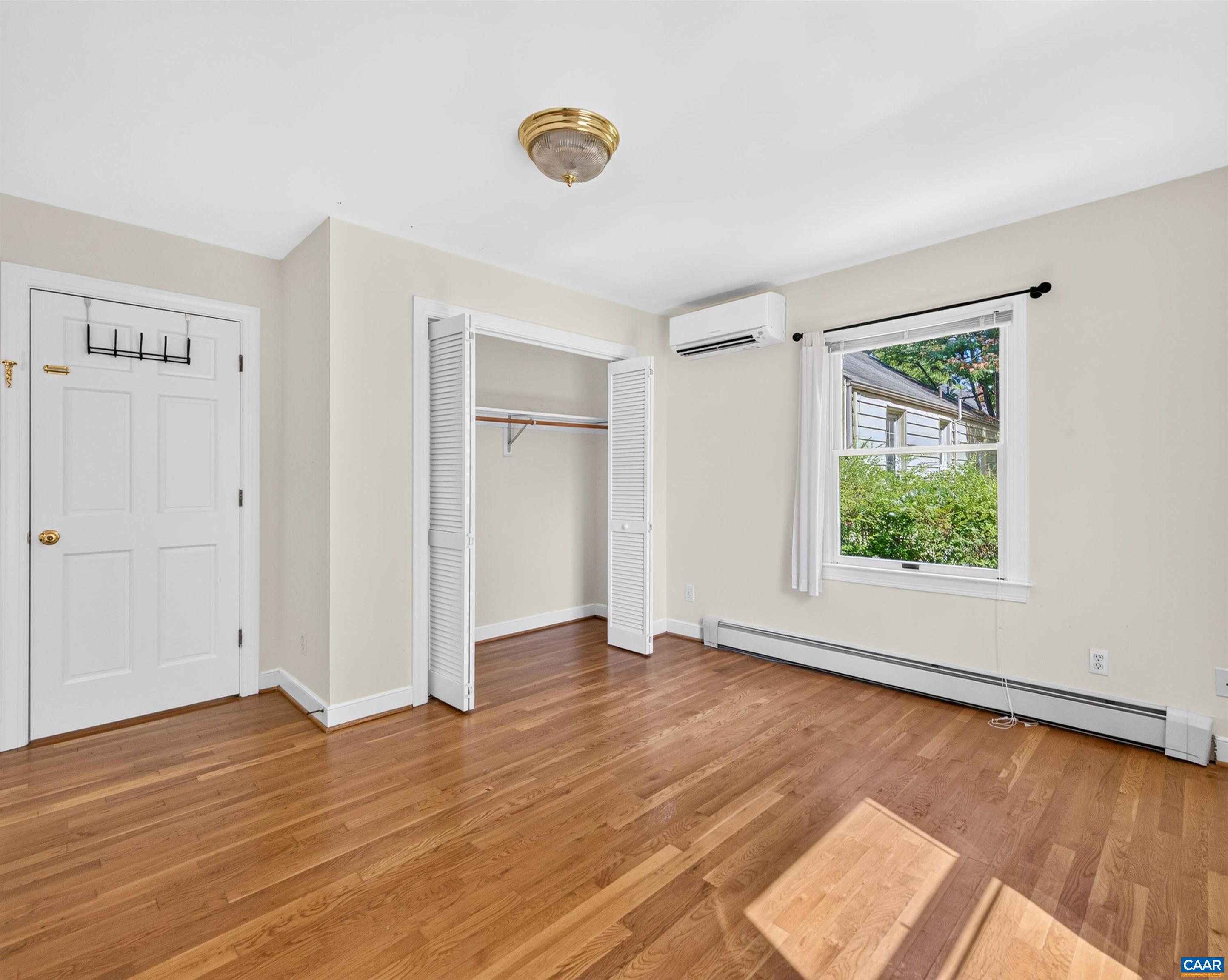 118 SUMMIT ST, CHARLOTTESVILLE, Virginia 22903, 3 Bedrooms Bedrooms, ,2 BathroomsBathrooms,Residential,118 SUMMIT ST,681169 MLS # 681169