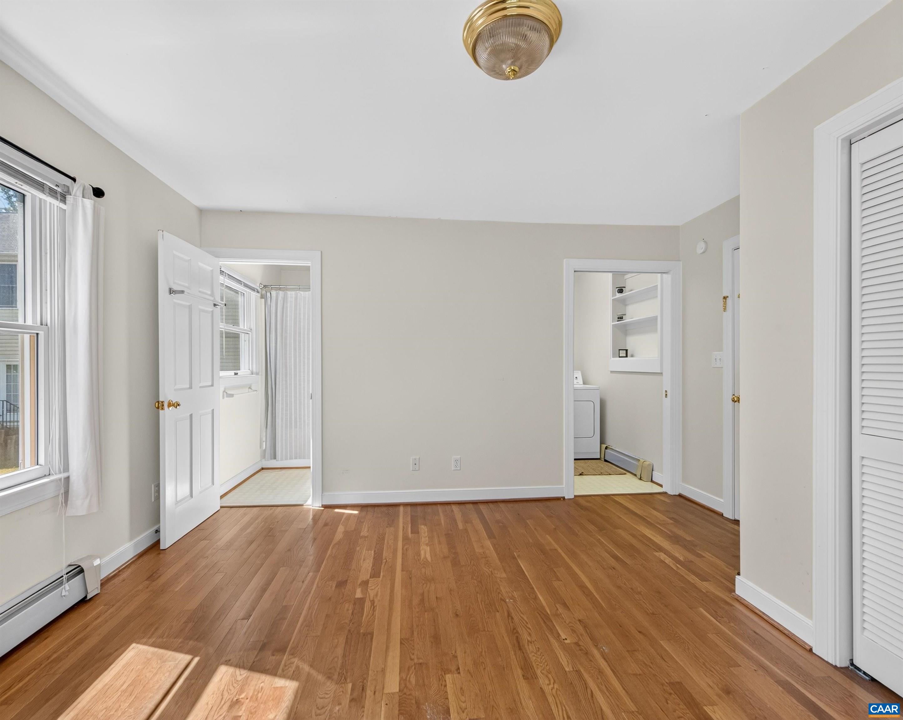 118 SUMMIT ST, CHARLOTTESVILLE, Virginia 22903, 3 Bedrooms Bedrooms, ,2 BathroomsBathrooms,Residential,118 SUMMIT ST,681169 MLS # 681169