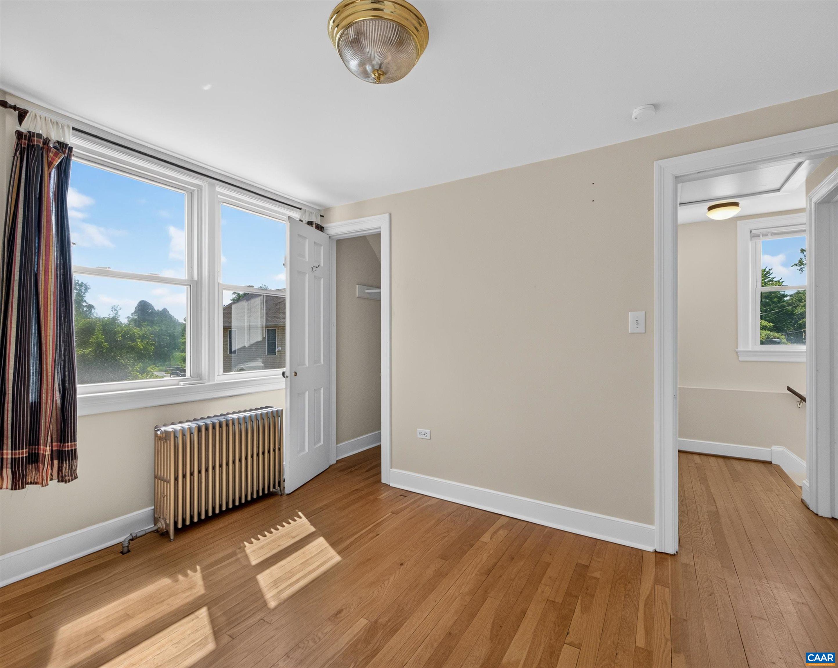 118 SUMMIT ST, CHARLOTTESVILLE, Virginia 22903, 3 Bedrooms Bedrooms, ,2 BathroomsBathrooms,Residential,118 SUMMIT ST,681169 MLS # 681169