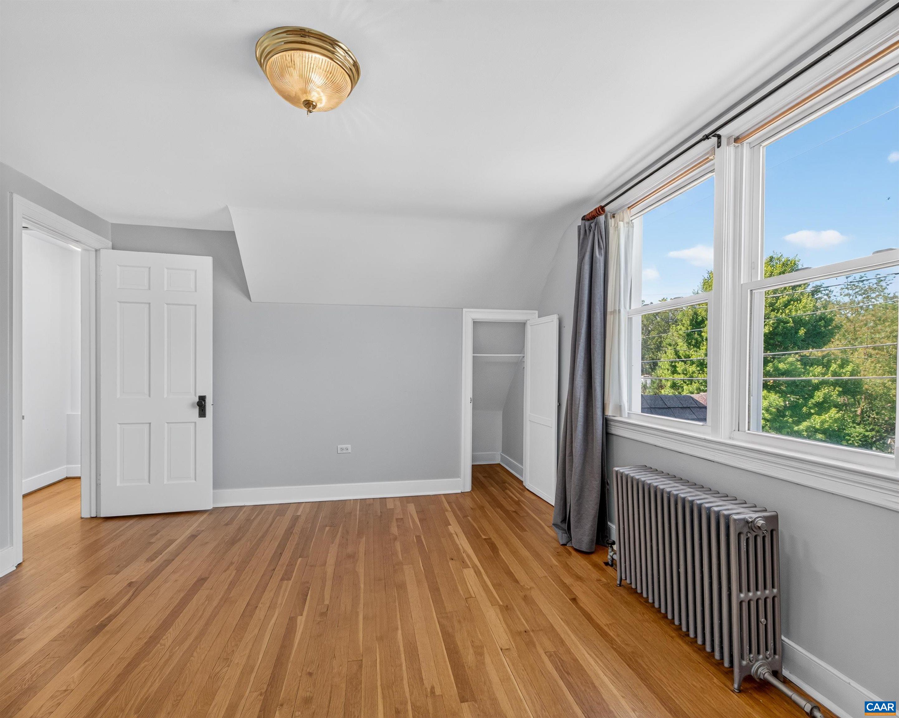 118 SUMMIT ST, CHARLOTTESVILLE, Virginia 22903, 3 Bedrooms Bedrooms, ,2 BathroomsBathrooms,Residential,118 SUMMIT ST,681169 MLS # 681169