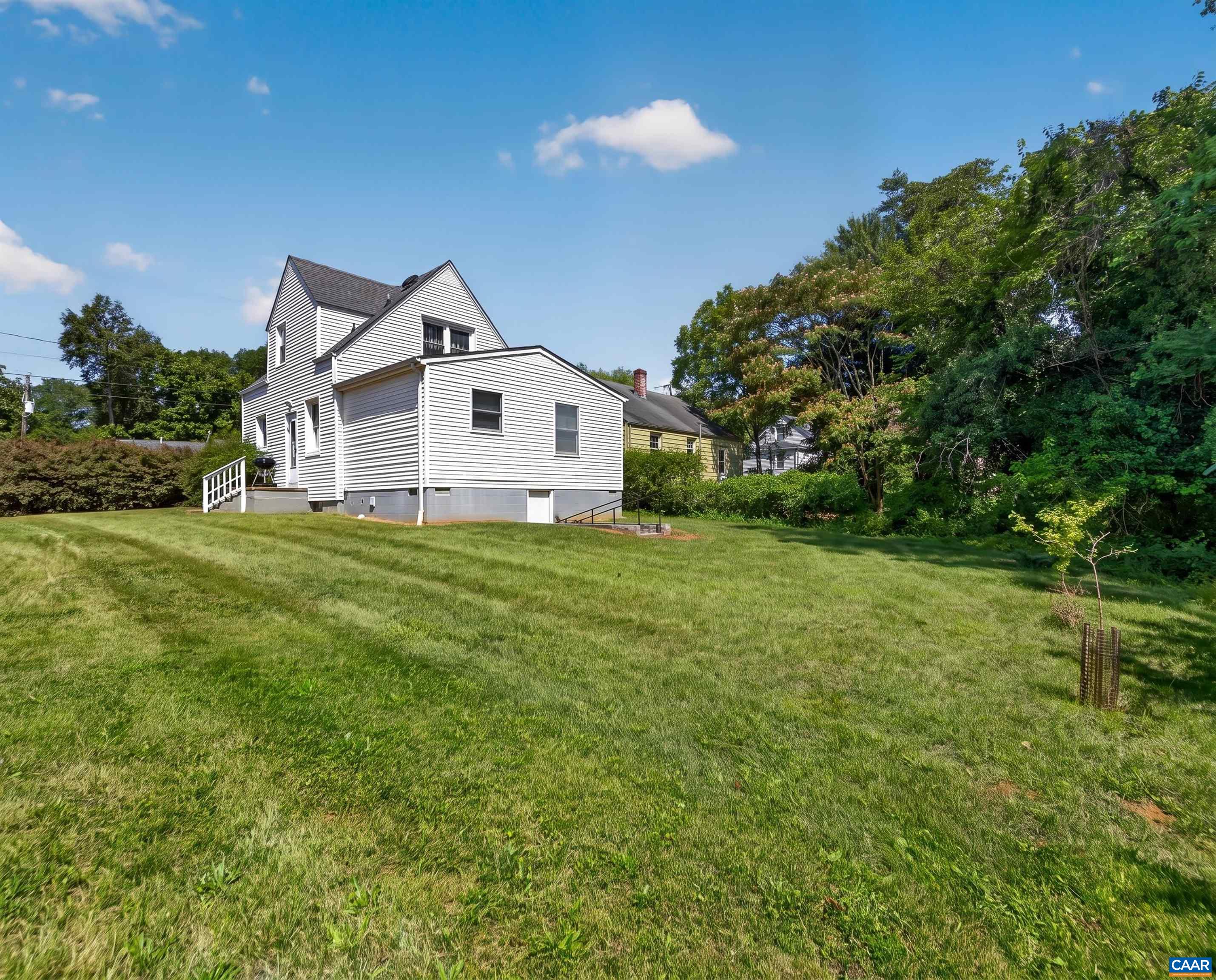 118 SUMMIT ST, CHARLOTTESVILLE, Virginia 22903, 3 Bedrooms Bedrooms, ,2 BathroomsBathrooms,Residential,118 SUMMIT ST,681169 MLS # 681169
